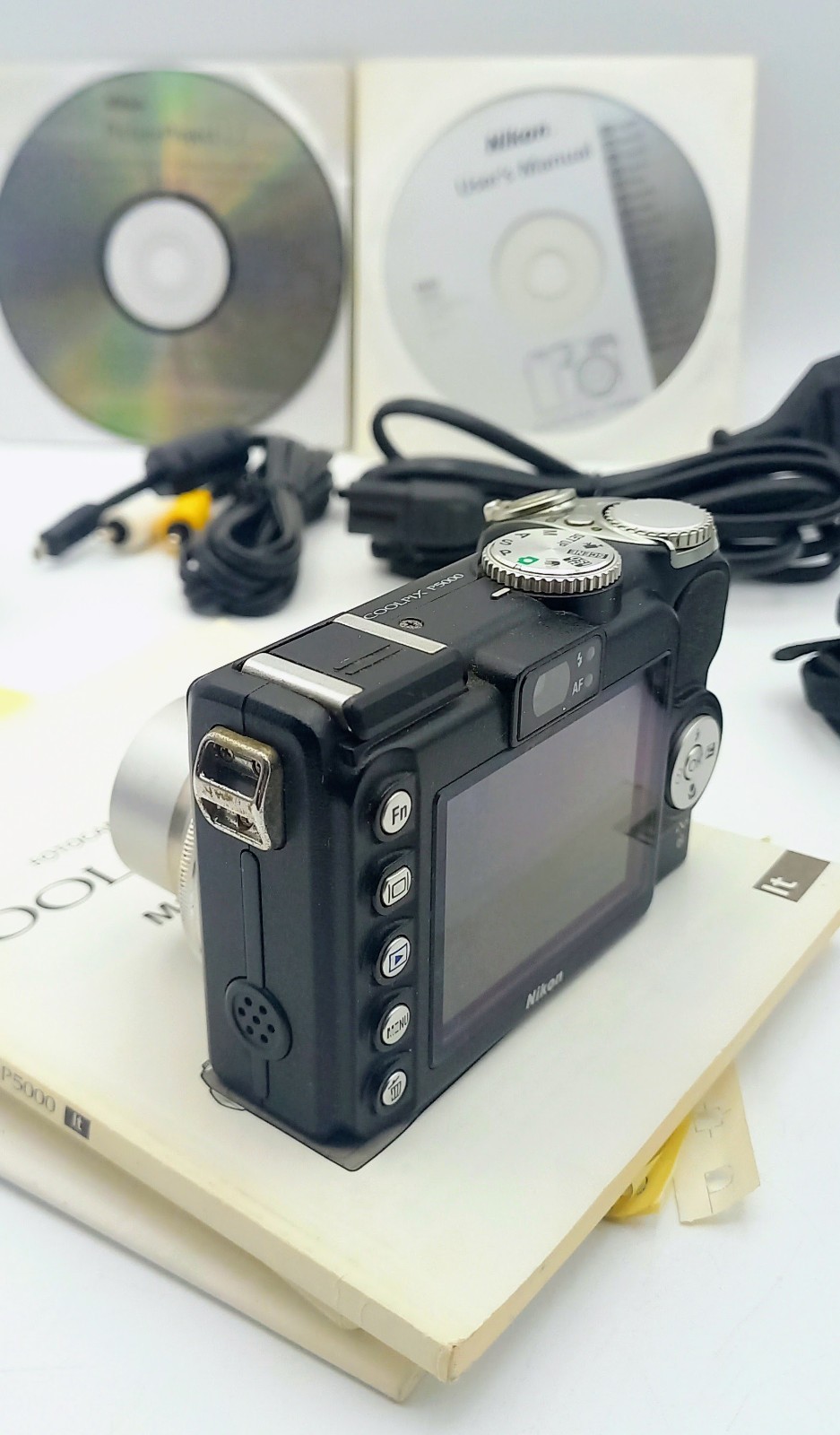 Nikon Coolpix P5000 – Original Nital Complete Set – Excellent Condition