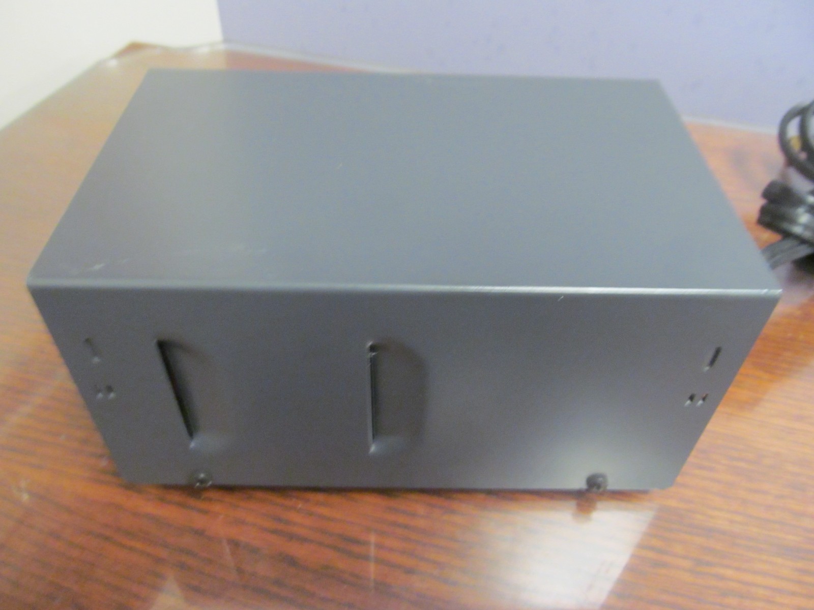 Model V 117V-60Hz Voltage Stabilizer Cat# 90036 Excellent Used Condition!