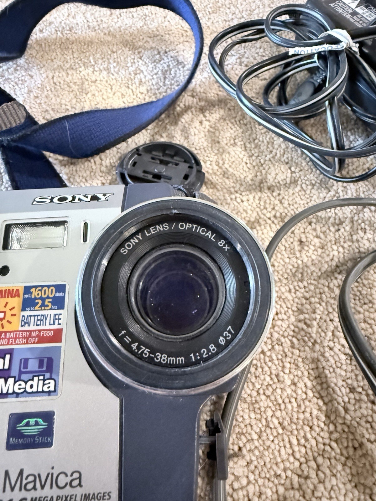 Sony Mavica MVC-FD75 0.4MP Digital Camera – Silver and Black