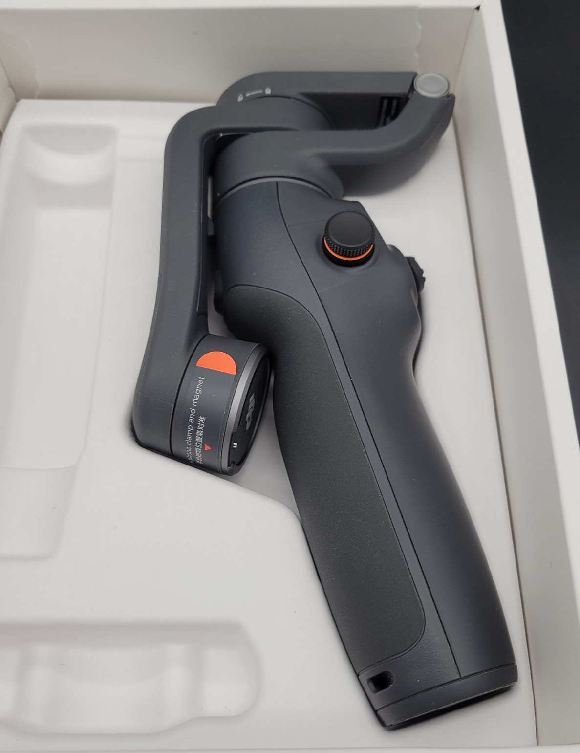 DJI Osmo Mobile 6 Gimbal 3-Axis Portable Smartphone Stabilizer Device