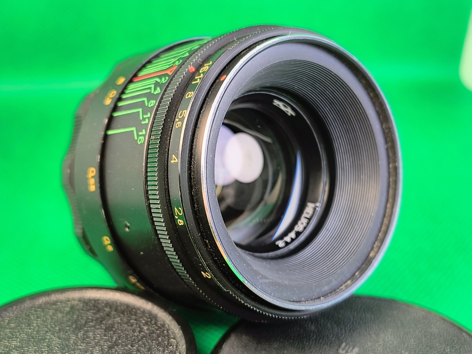 Petzval Modification Helios 44-2 58mm/f2 Soviet Lens Dreamy Swirly Bokeh M42
