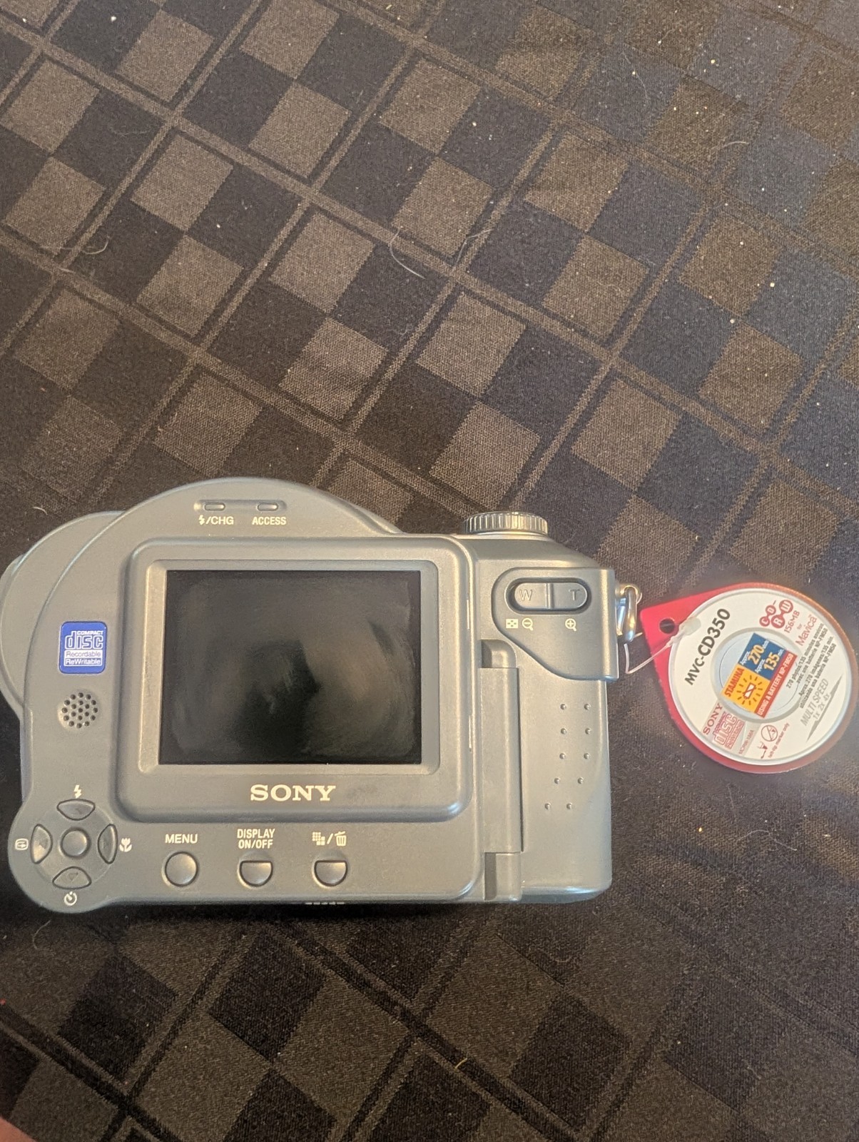 Sony CD Mavica 3.2MP Digital Camera – 3x Optical Zoom – (MVC-CD350) New Open box