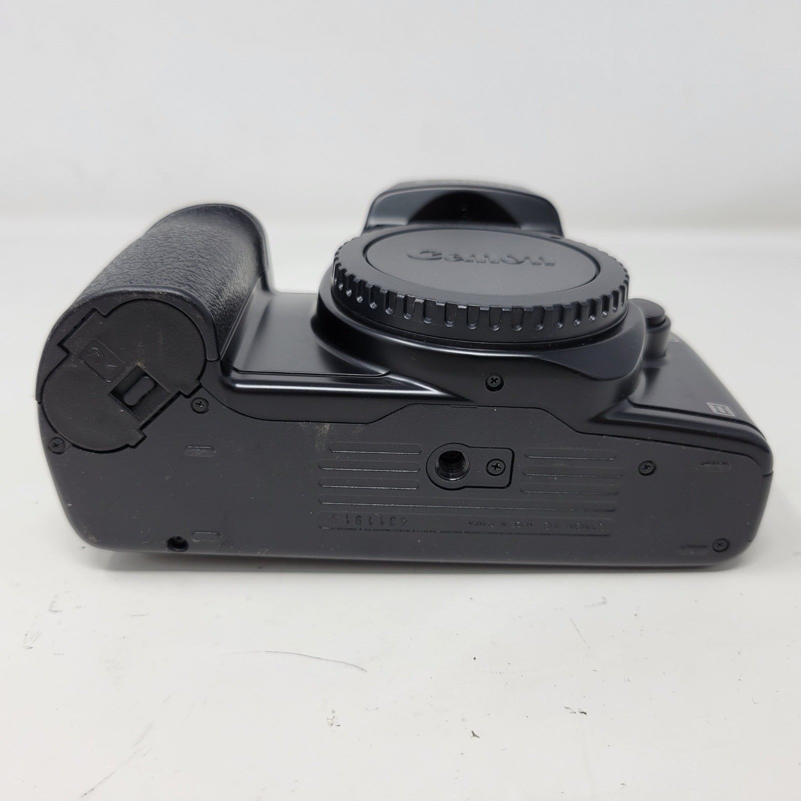 Canon EOS Rebel S II 35mm SLR Film Camera Body Black Taiwan