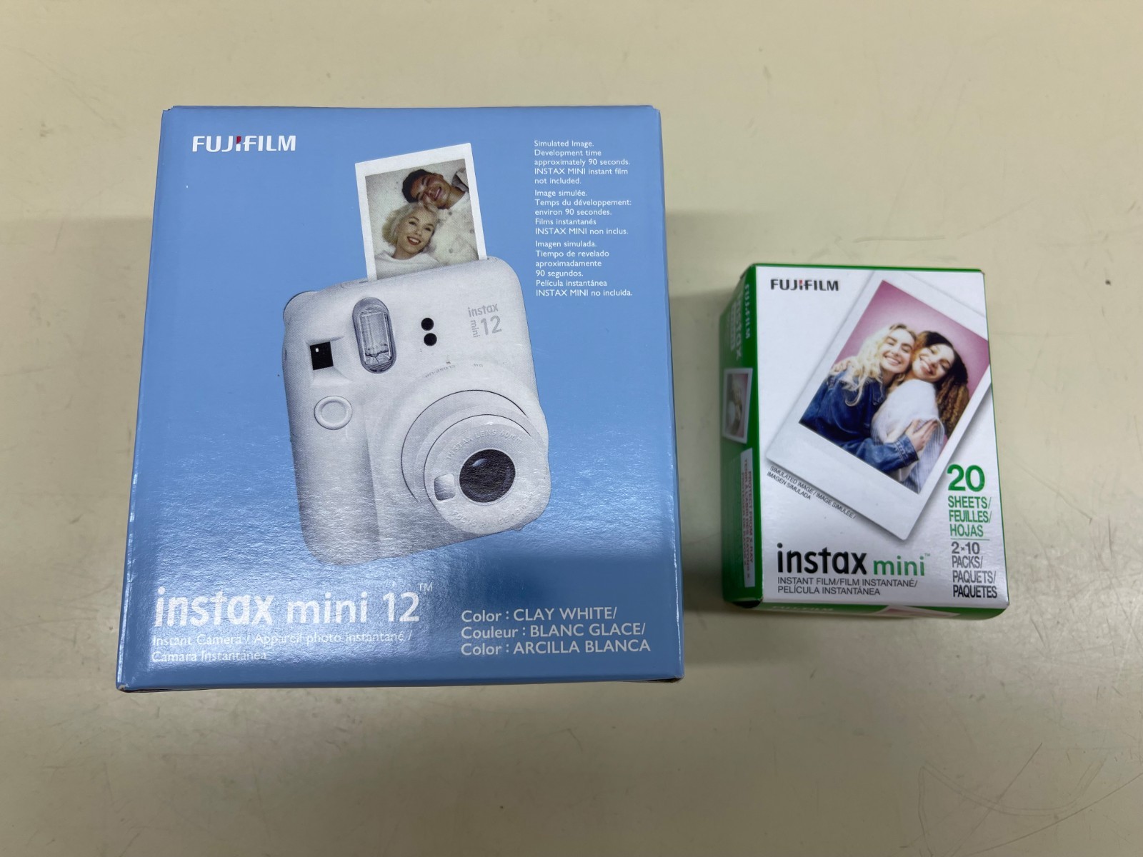 Fujifilm Instax Mini 12 Instant Camera – Clay White w/ Instant Film New