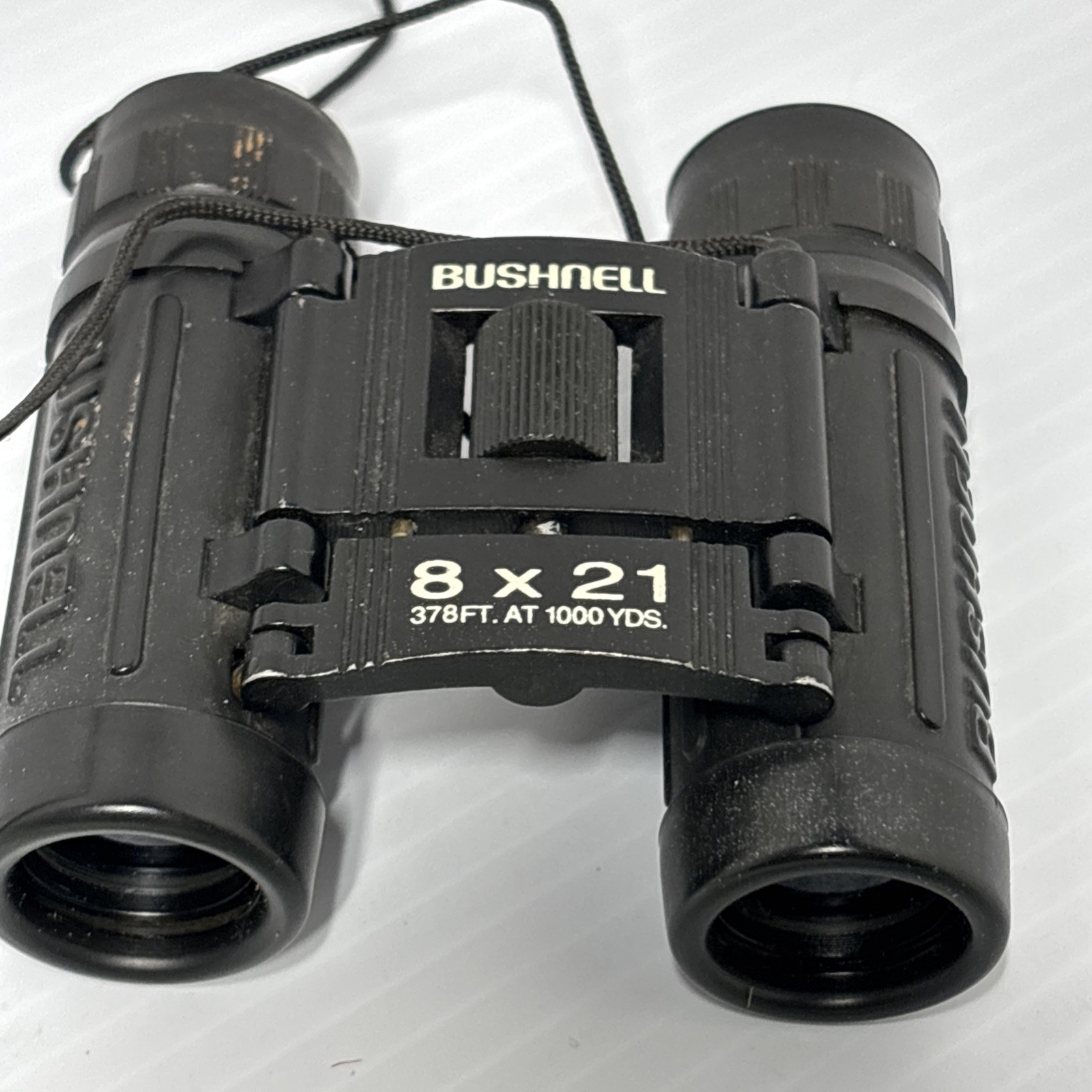 BUSHNELL 8 x 21 Compact Binoculars 378 ft at 1000 Yards Black