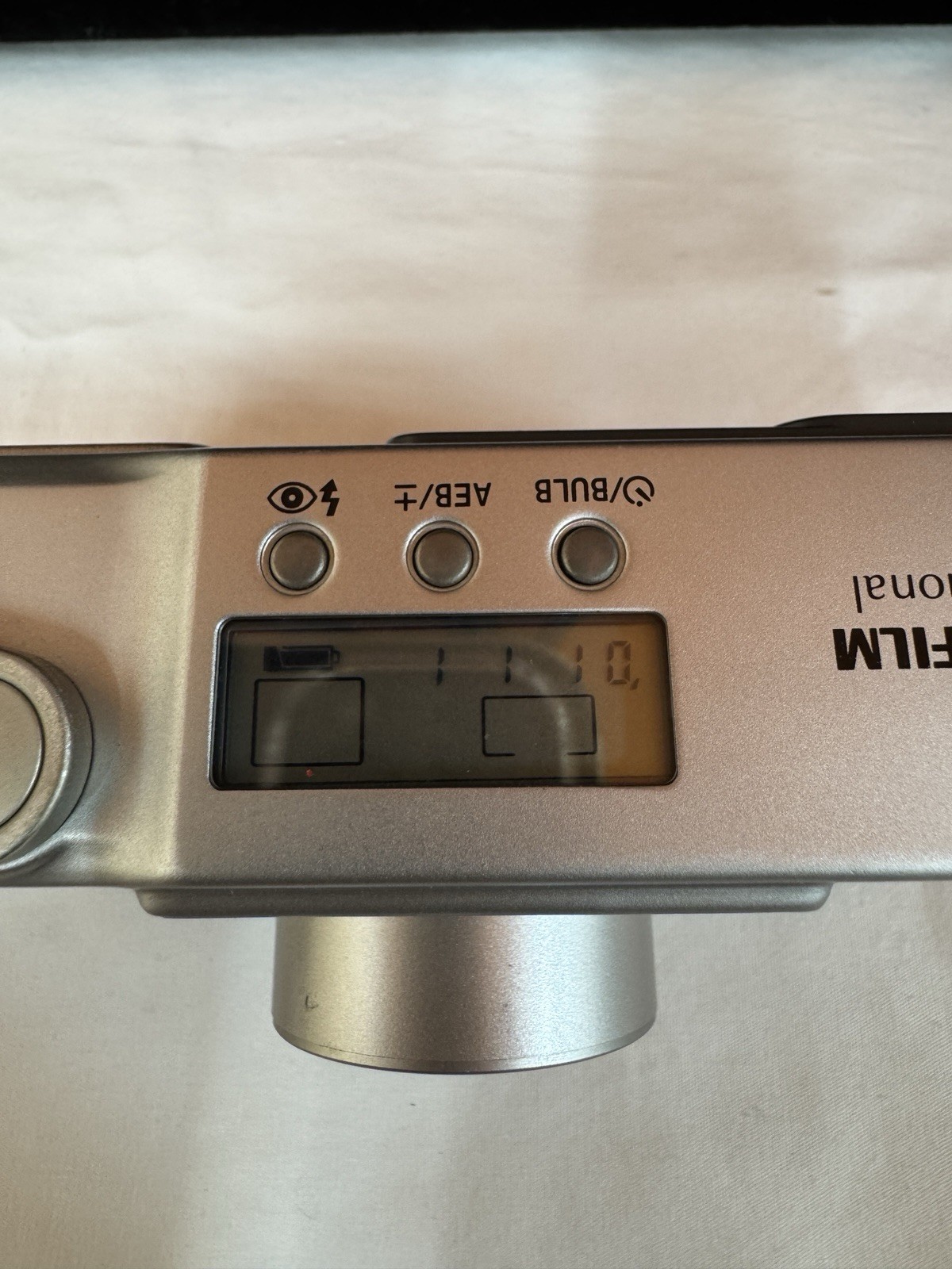 [EXC+ / Tested] Fujifilm KLASSE Silver Point & Shoot Film Camera 38mm f/2.6