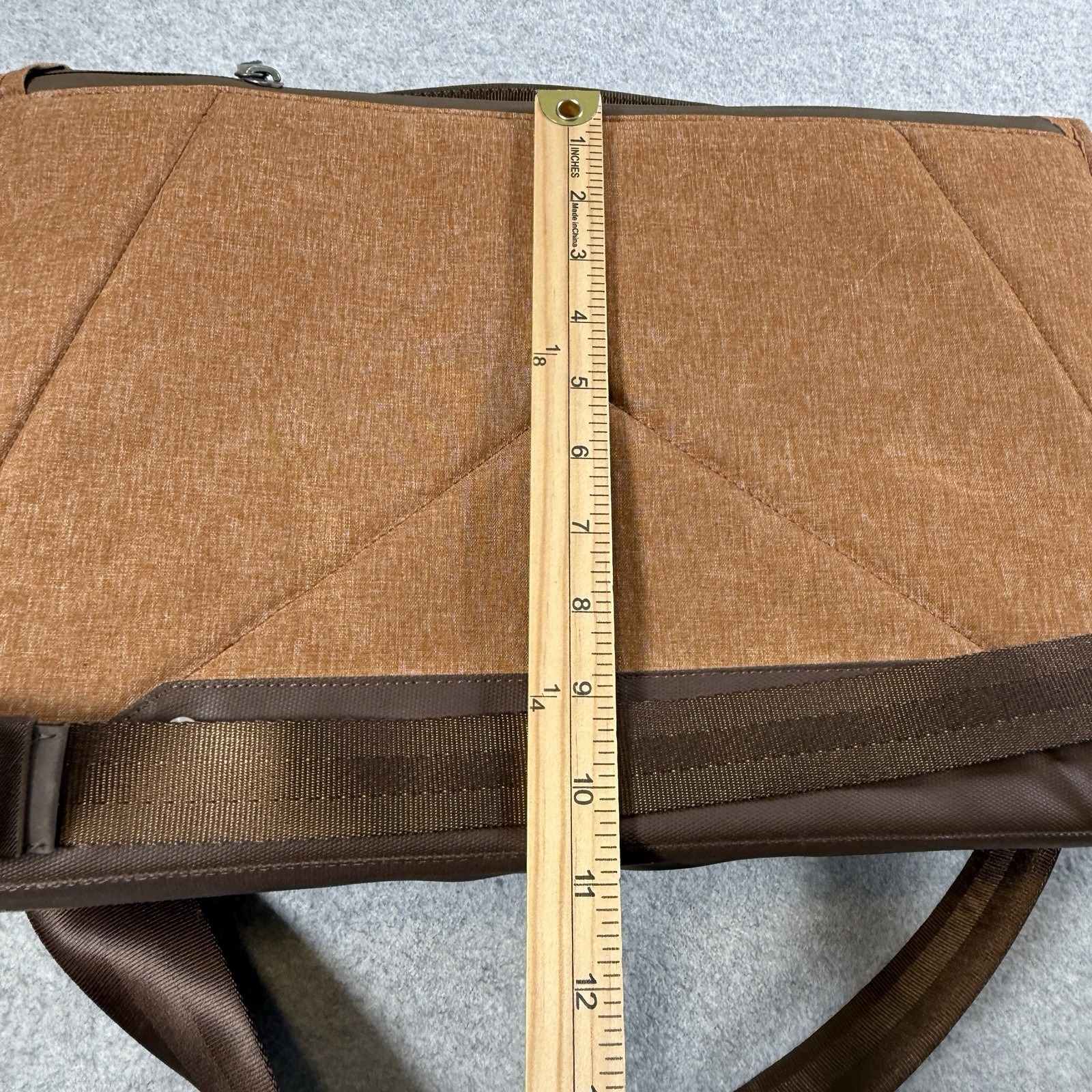 Peak Design The Everyday Messenger 15″ Camera Laptop Work Bag Brown