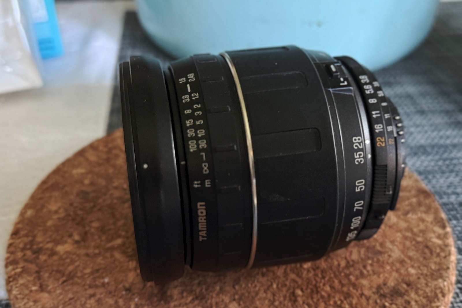 Tamron AF LD 28–200mm f/3.8–5.6 Macro lens for Nikon F mount
