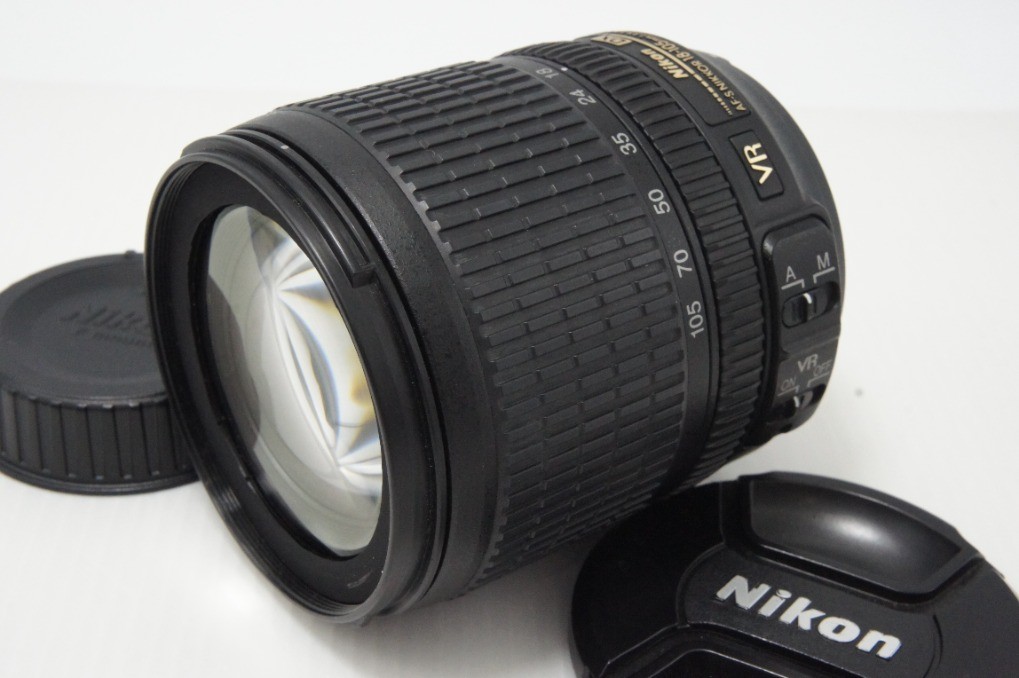 Nikon AF-S DX NIKKOR 18-105mm F3.5-5.6G ED VR Lens for F Mount w/ Hood #260703d