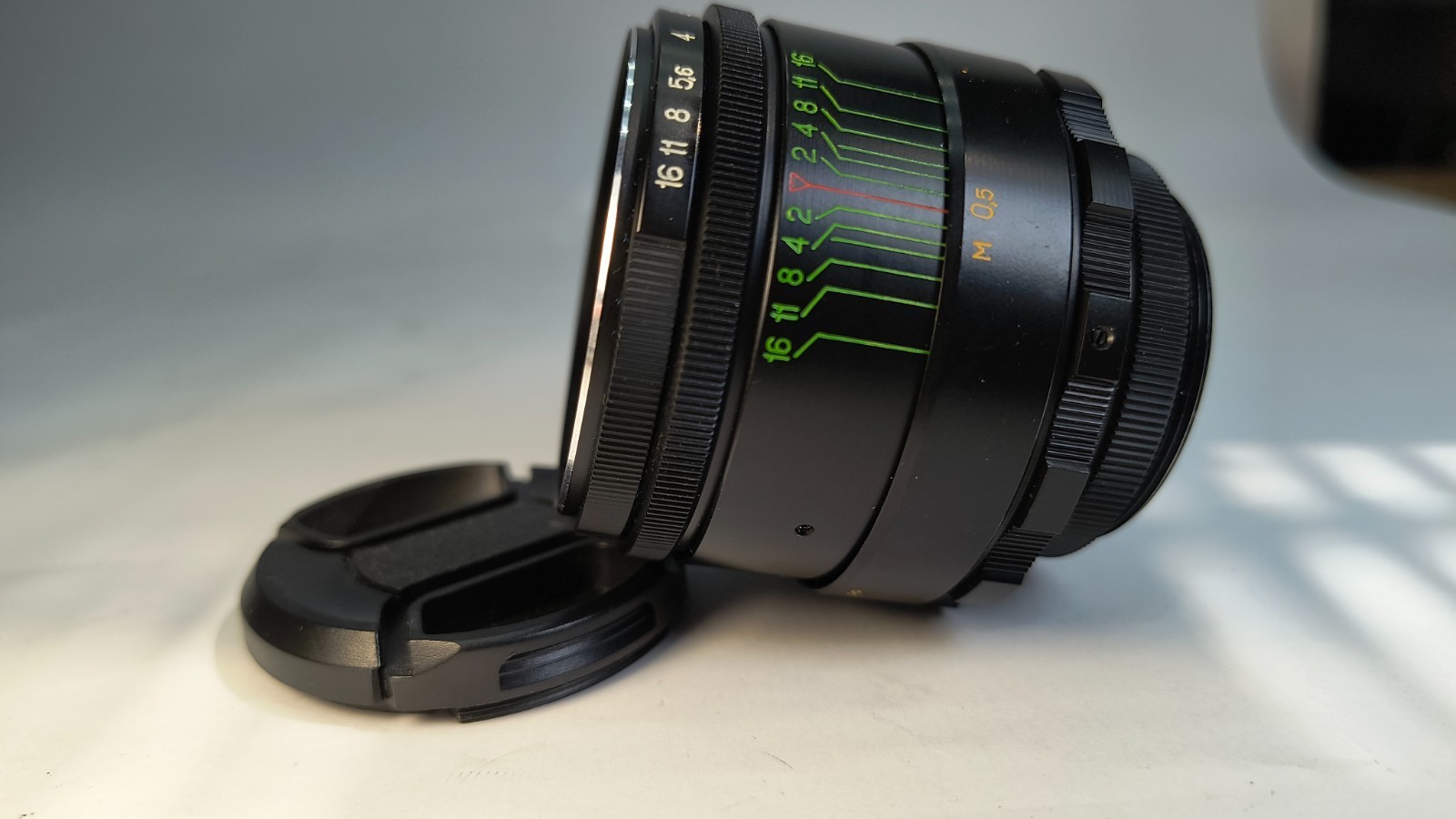 Belomo Helios 44-2 58mm f/2 Soviet Legendary Swirled Bokeh lens M42 Mount USSR