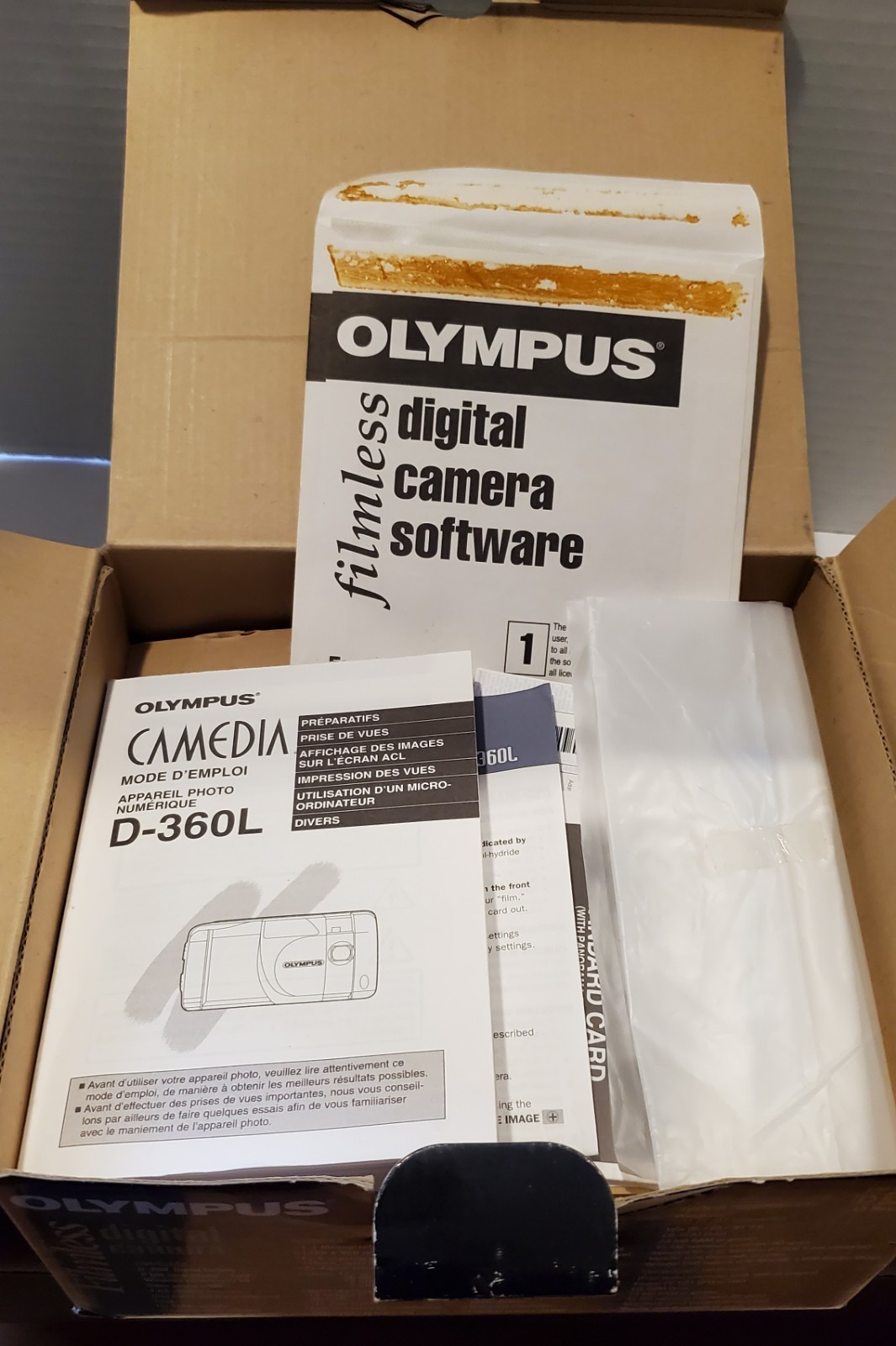 Olympus Camedia D-360L 1.3 Megapixel Digital Camera UNTESTED Without Memory Card