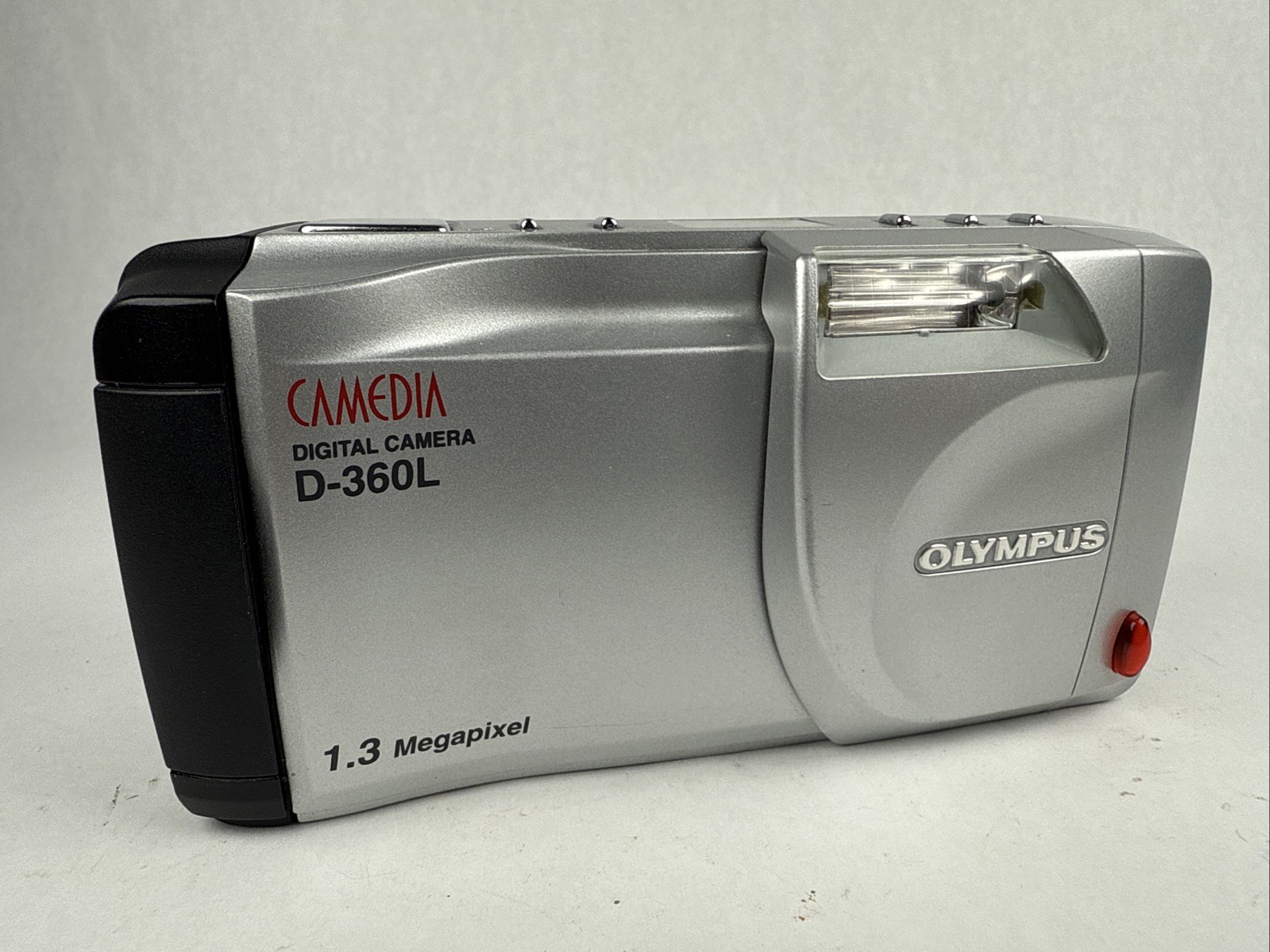 Olympus D-360L 1.3 MP Camedia Digital Camera Works