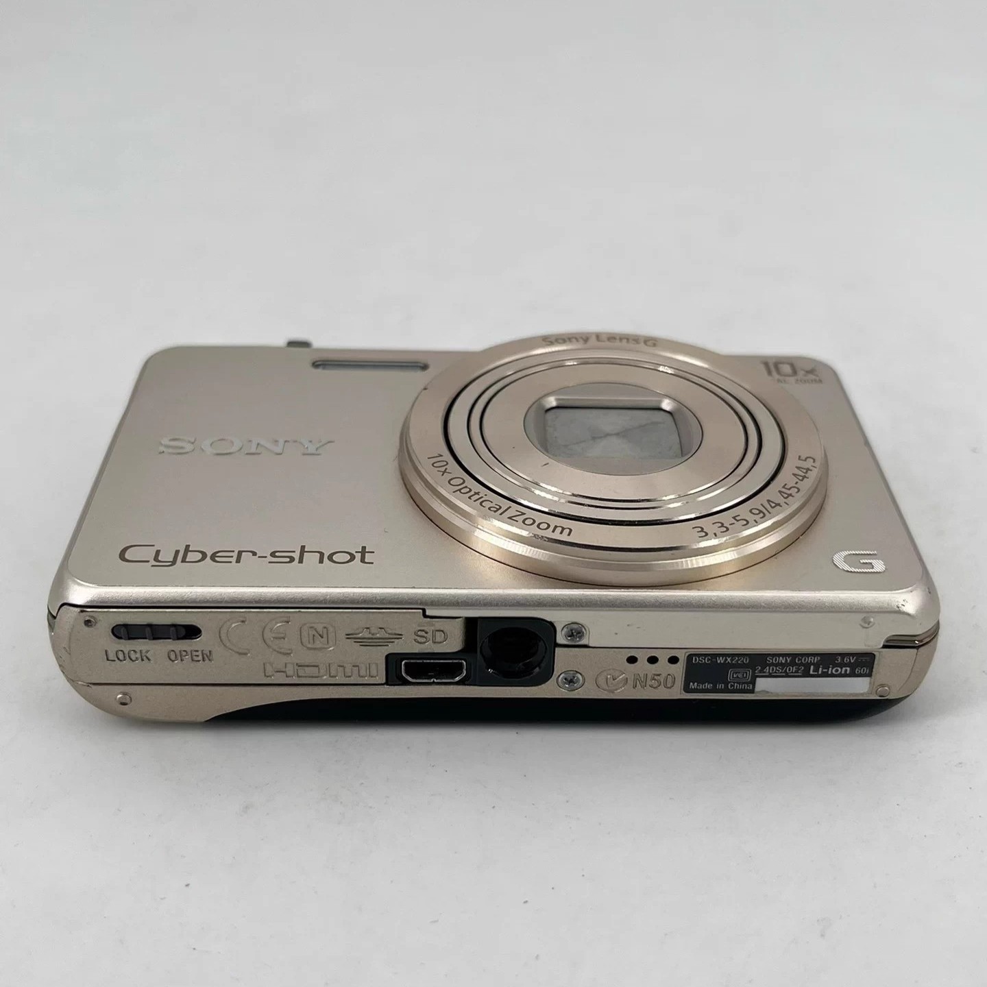 Sony Cyber-Shot DSC-WX220 Digital Camera 18.2 MP 10x Optical Zoom w/ Accessories