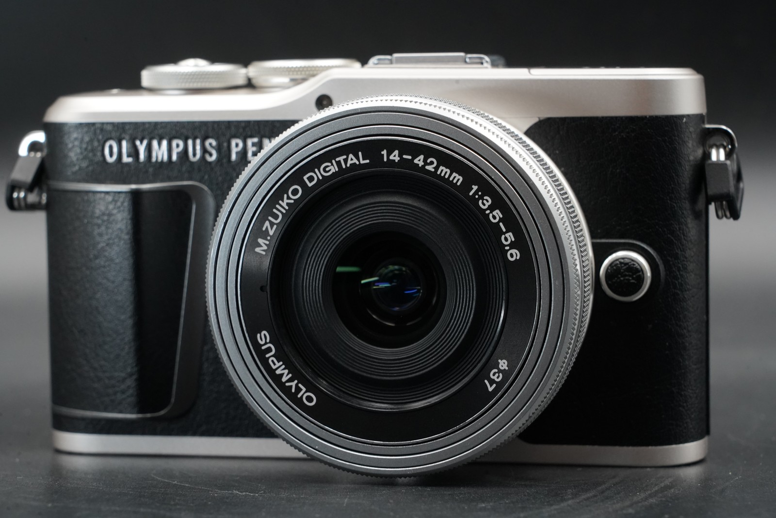 OLYMPUS PEN E-PL9 16.1MP Digital Camera w/ 2 Lens White US DUTY PAID 10584