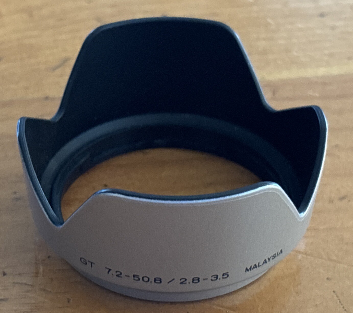 Minolta GT 7.2-50.8/2.8-3.5 Flower Lens Hood For Shade Of Lens Made In Malaysia