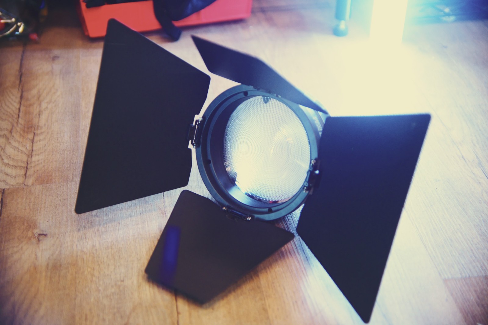 OPEN BOX* Amaran – Mini Fresnel Light Modifier for Ray 120c and 60c