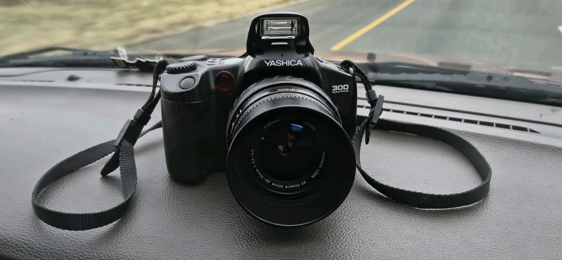 Yashica 300 Auto Focus Auto-Focus 35mm SLR Film Camera Body, Black