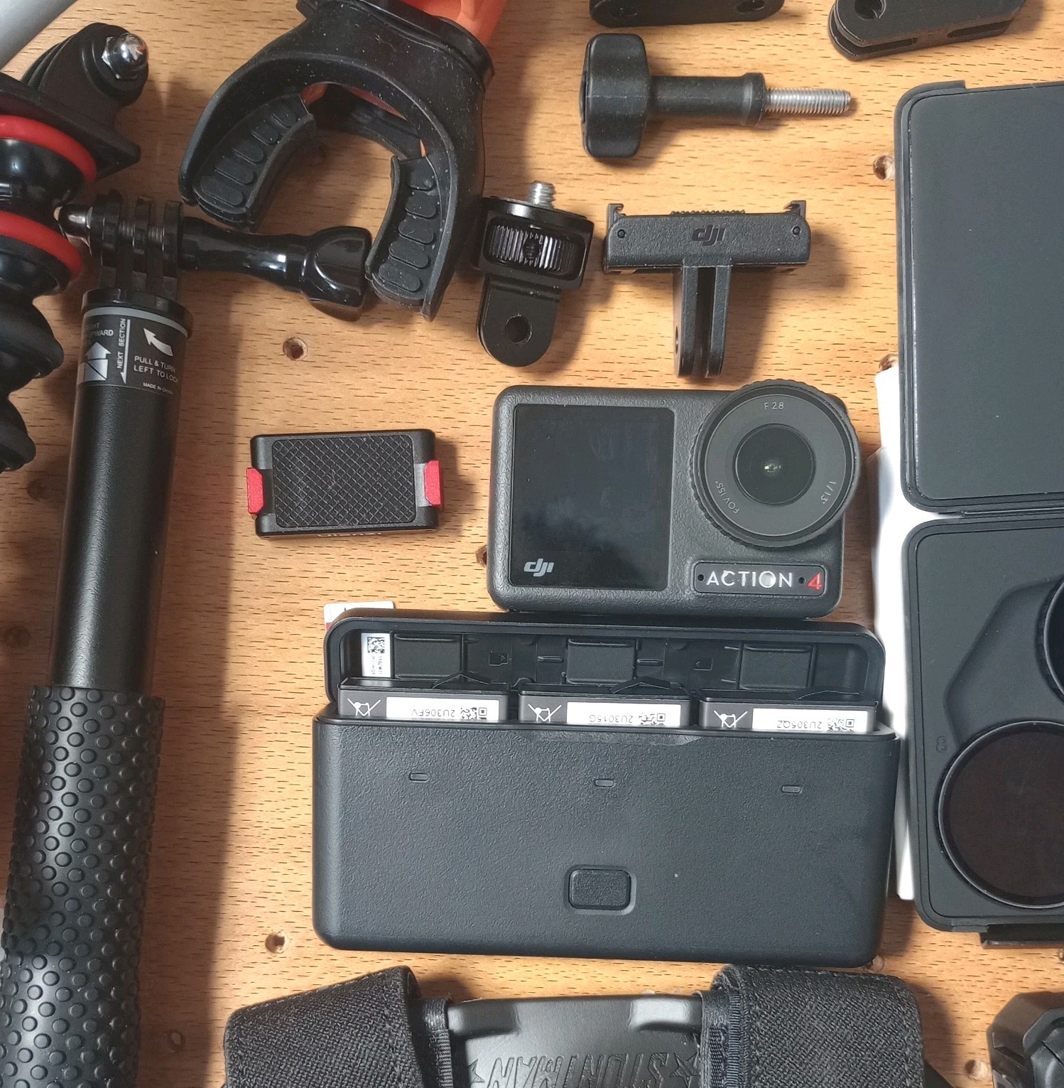 DJI Osmo Action 4 Adventure Action Camera, Original ND filters set, Mounts