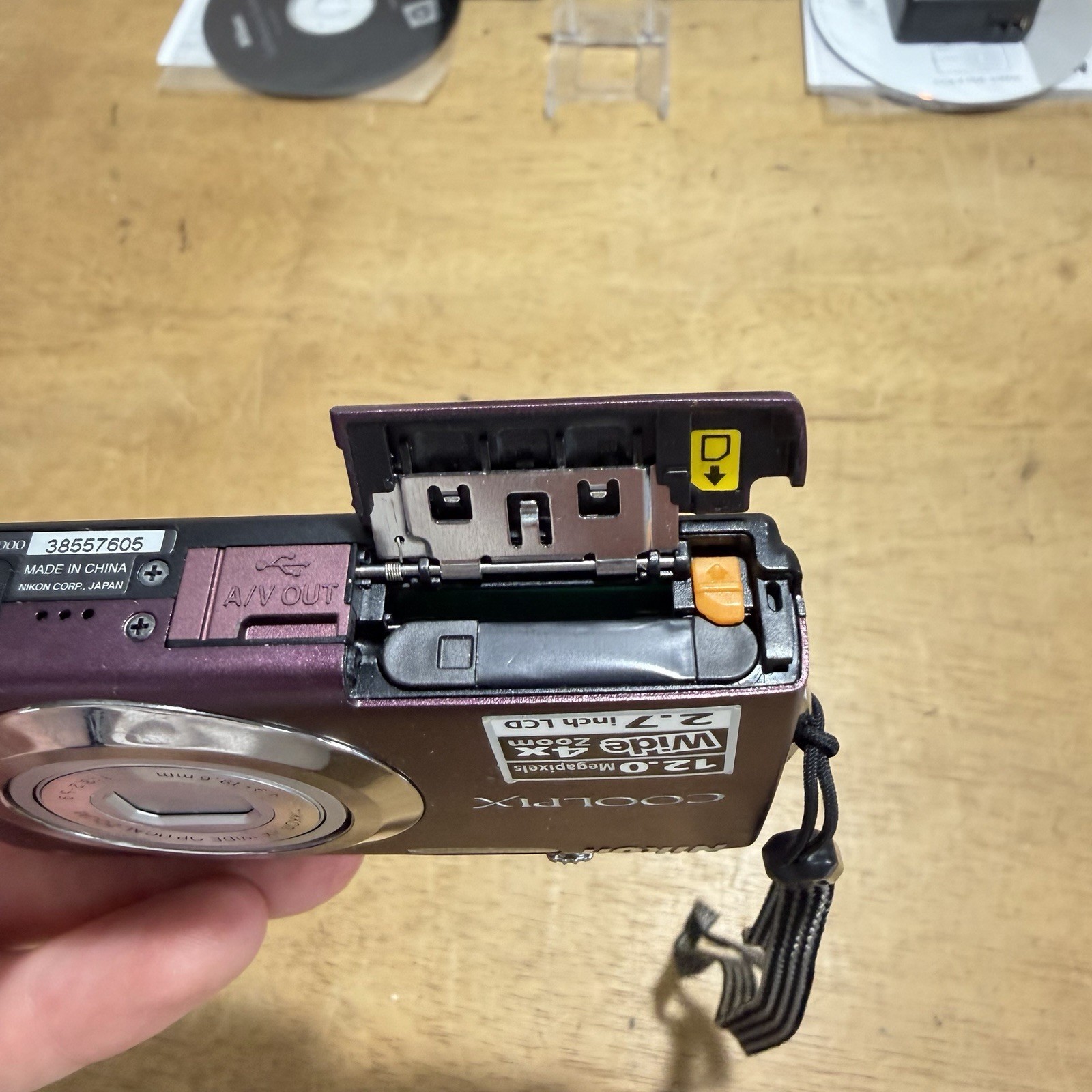 Nikon Coolpix S3000 Digital Camera 12.0MP Plum W/ Box Charger Cable Tested Y2K