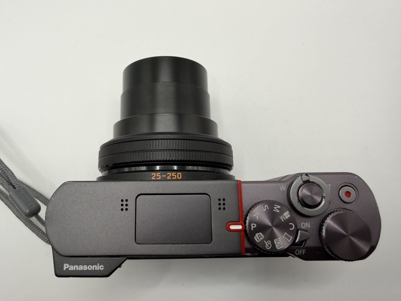 Panasonic LUMIX ZS-100 4K Digital Camera, Black, with case and 32gb card – A+++