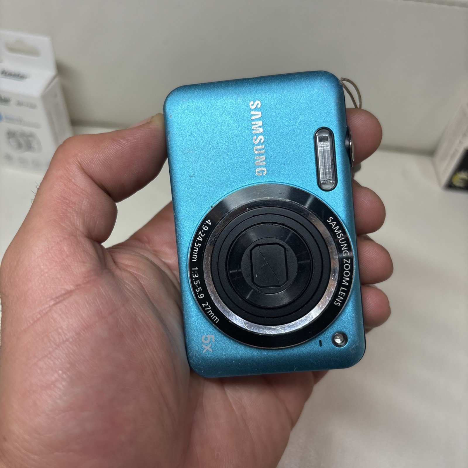 Samsung SL605 Digital Camera 12.2MP 5x Optical Zoom Blue W/NEW BATT/CHARG/CASE