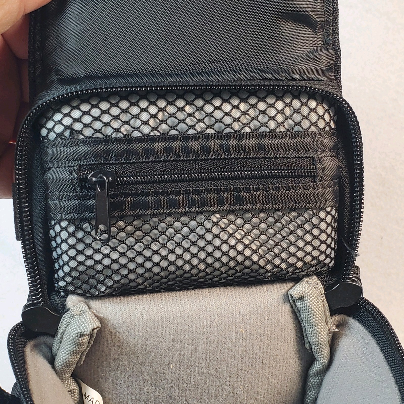Lowepro Edit 100 Camcorder Camera Carry Shoulder Bag