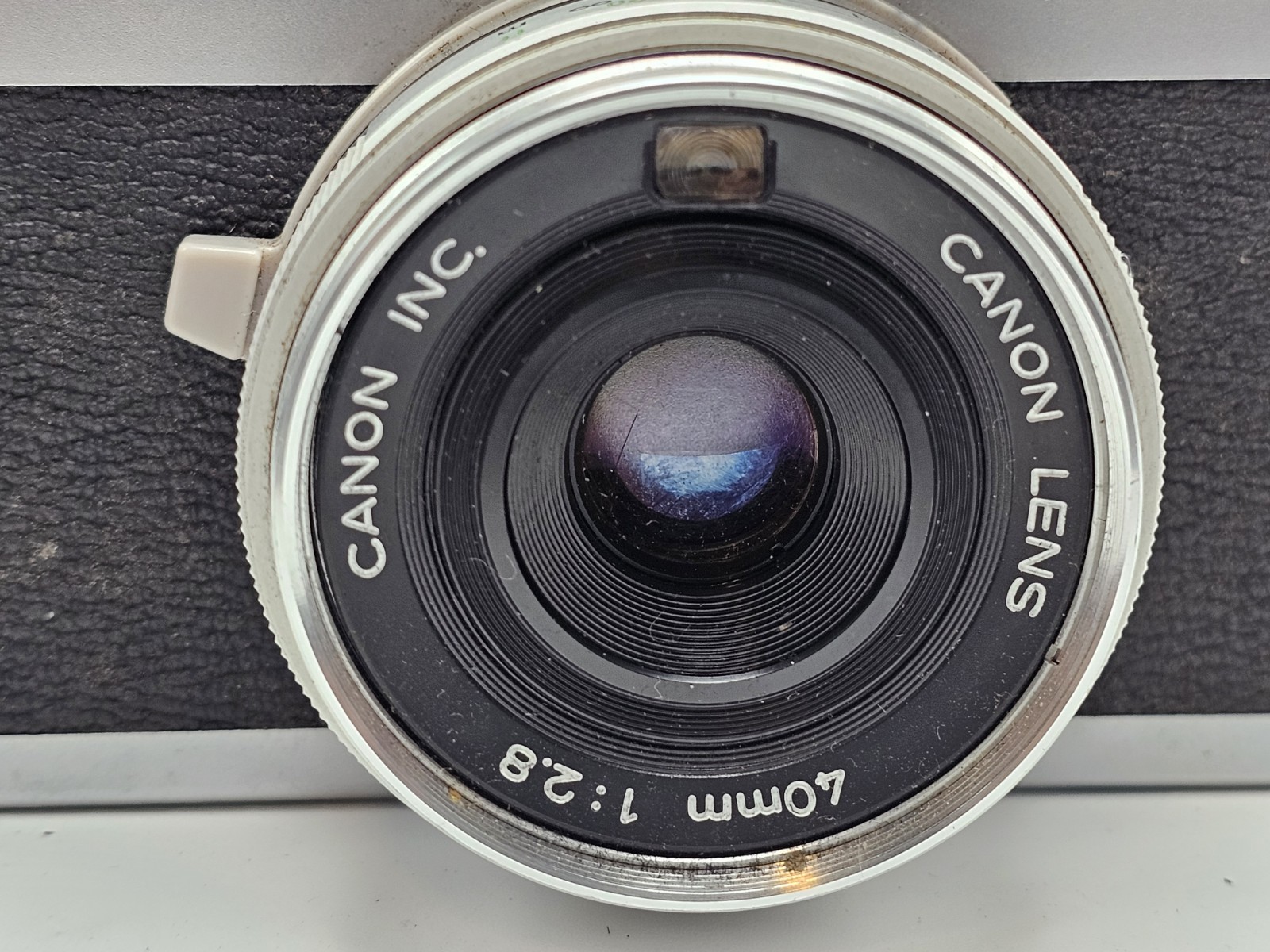 Canon Canonet 28 Camera 35mm with 40mm 1:2.8 Lens Untested Vintage Taiwan/Japan