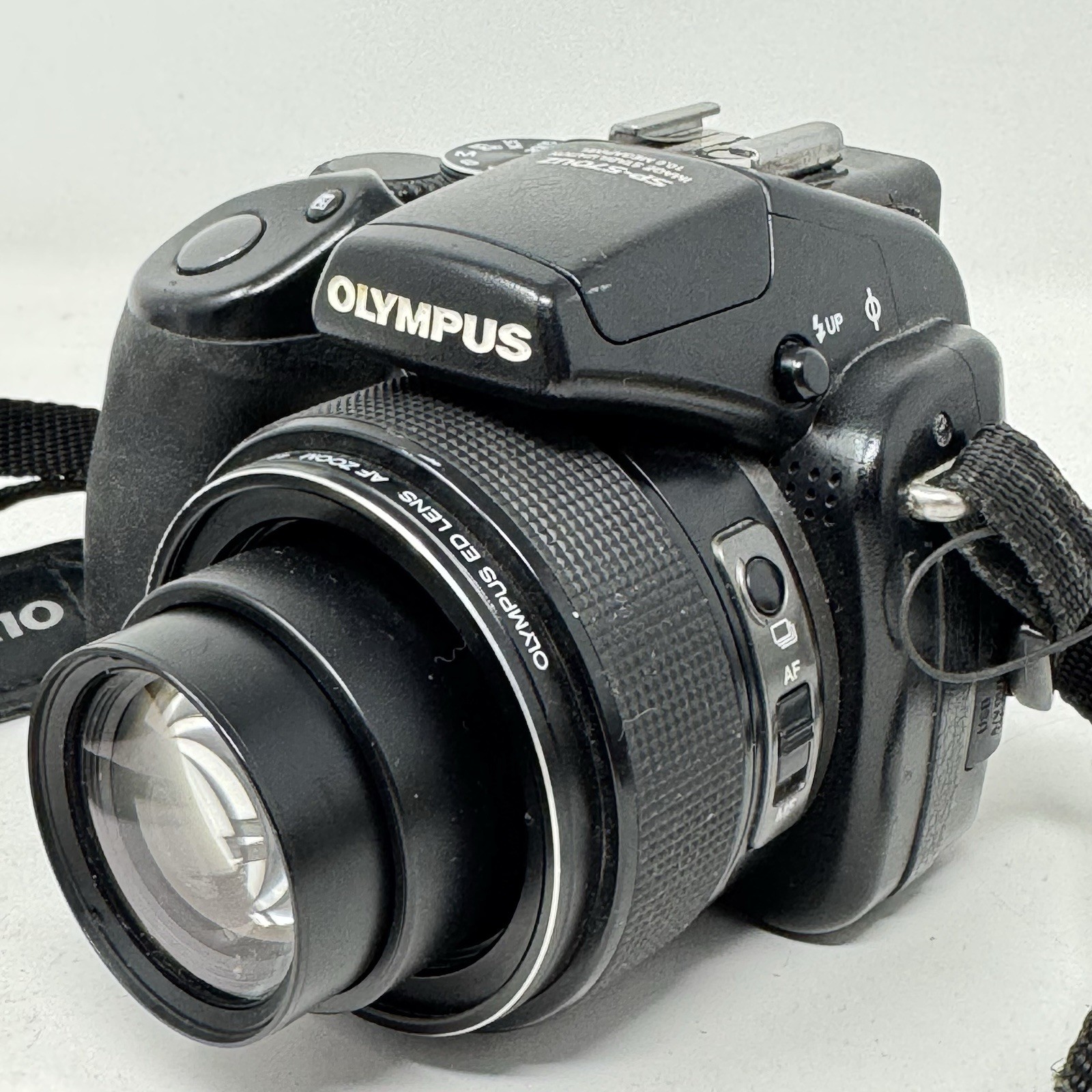 Olympus SP Series SP-570 UZ 10.0MP Digital Camera – Black | Tested