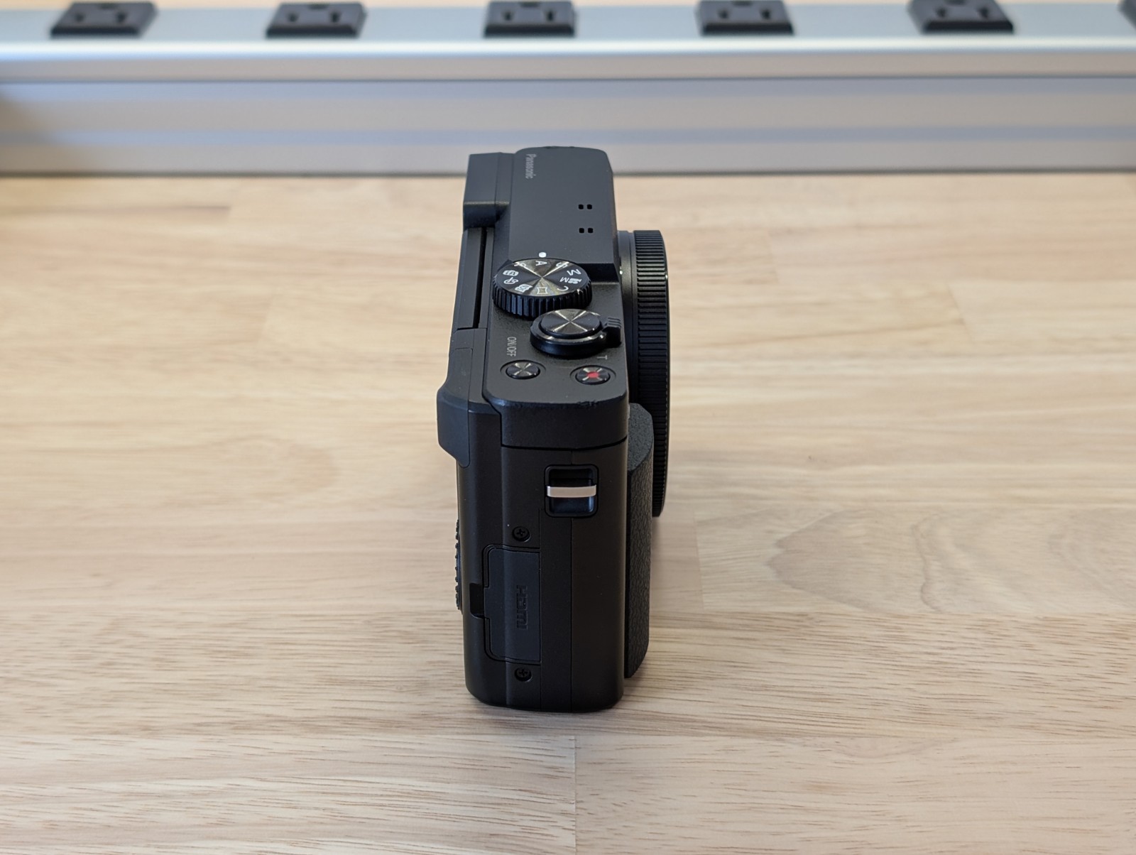 Near Mint Panasonic LUMIX DC-TZ90 Compact Camera 20.3MP 4K Video 30x Zoom Black