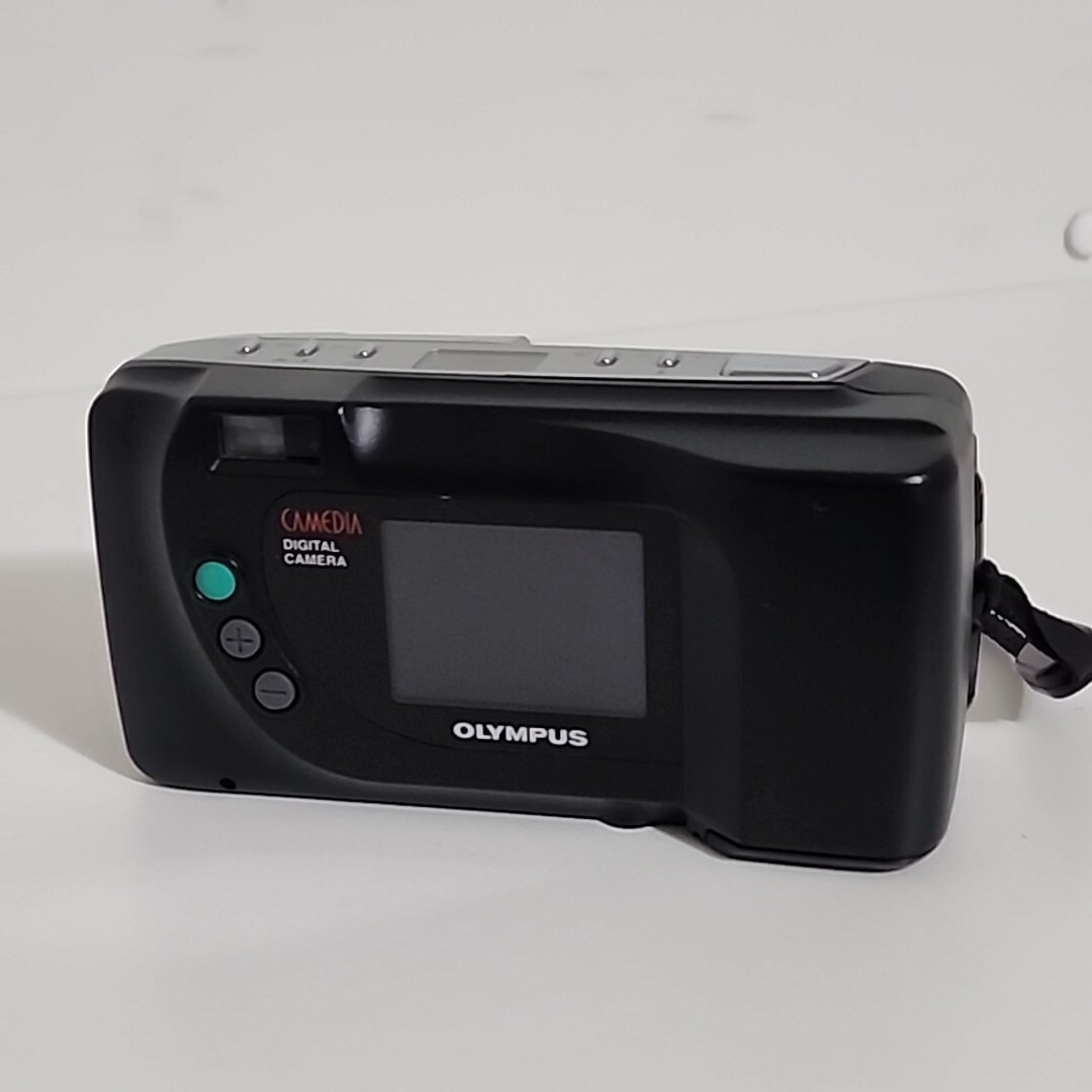 Olympus Camedia D-360L 1.3 Megapixel Digital Camera TESTED Without Memory Card