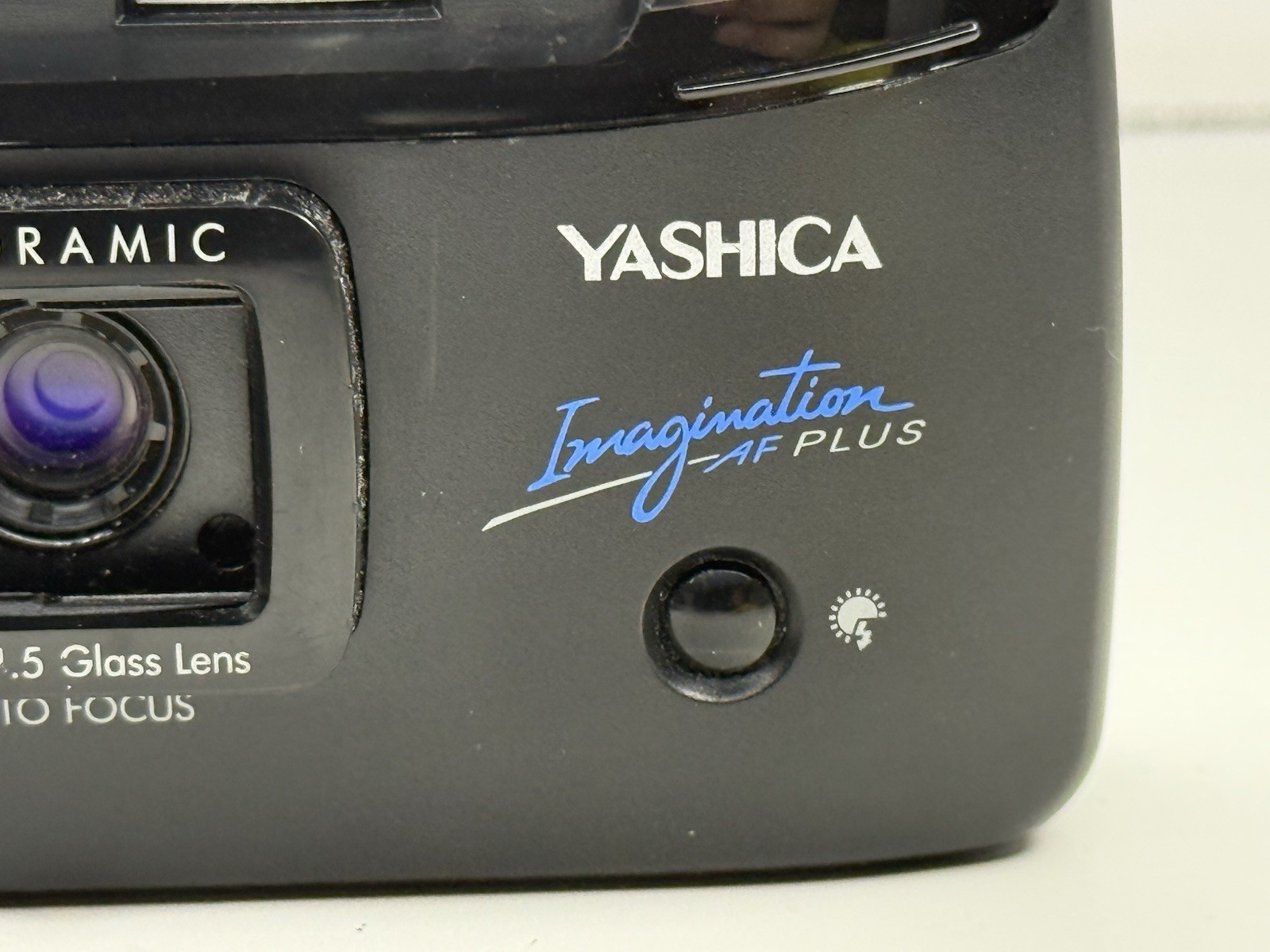 VTG Yashica Imagination AF Plus 28MM Panoramic 35mm Film Camera 28mm F/4.5 Lens