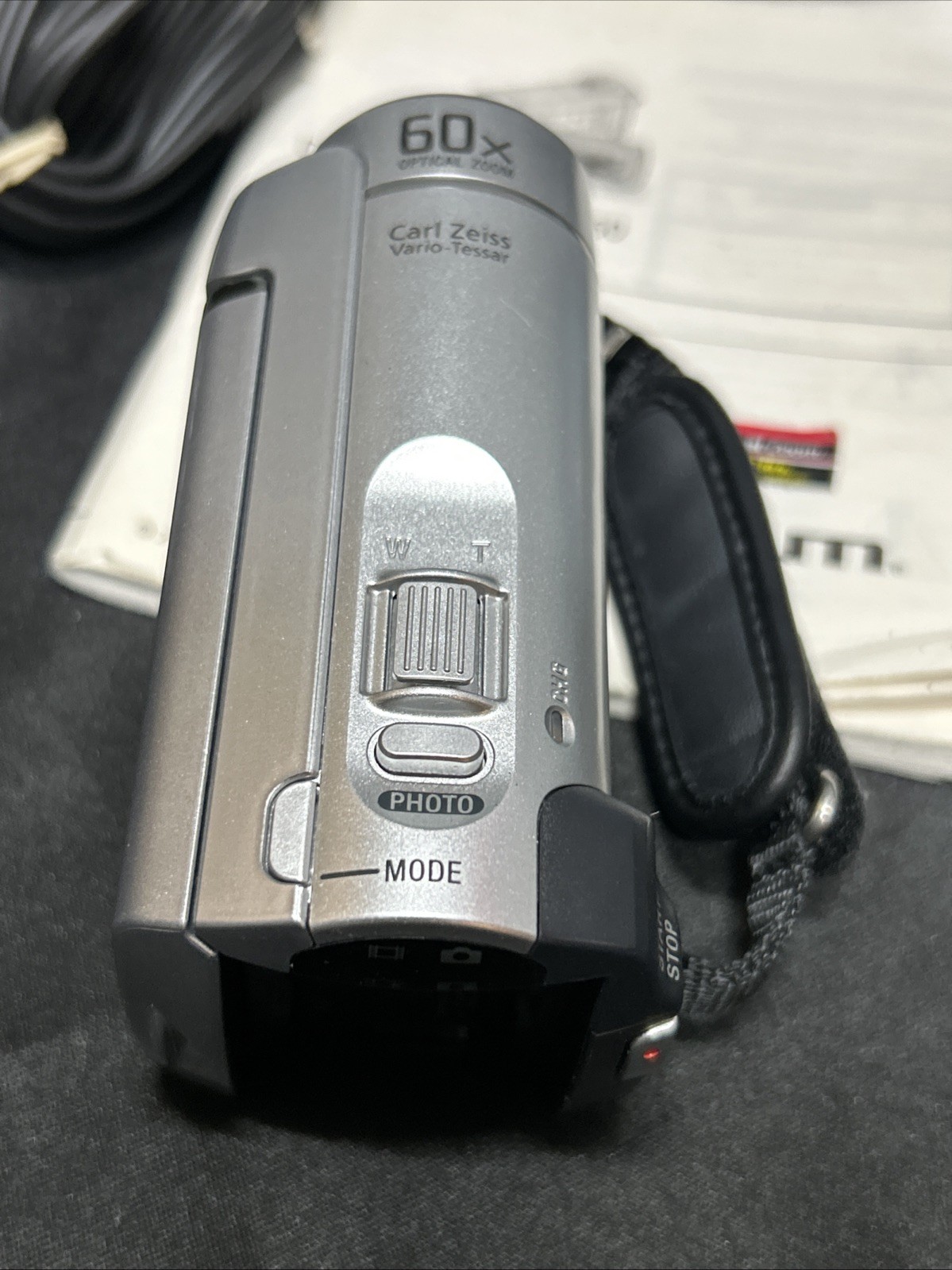 Sony DCR-SX41 Standard Definition Camcorder (Silver) – 8GB Internal Memory Bundl