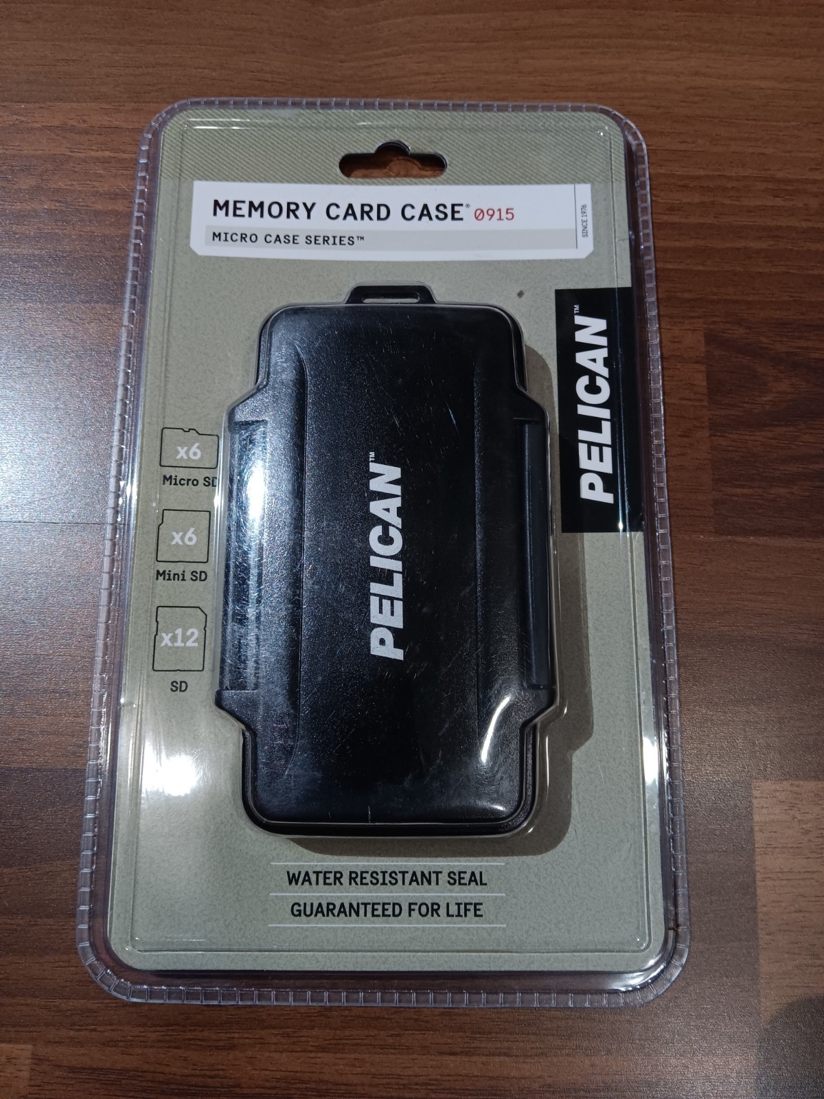 Black Pelican 0915 Memory Card Case 12 SD 6 miniSD 6 microSD Cards Water Resist