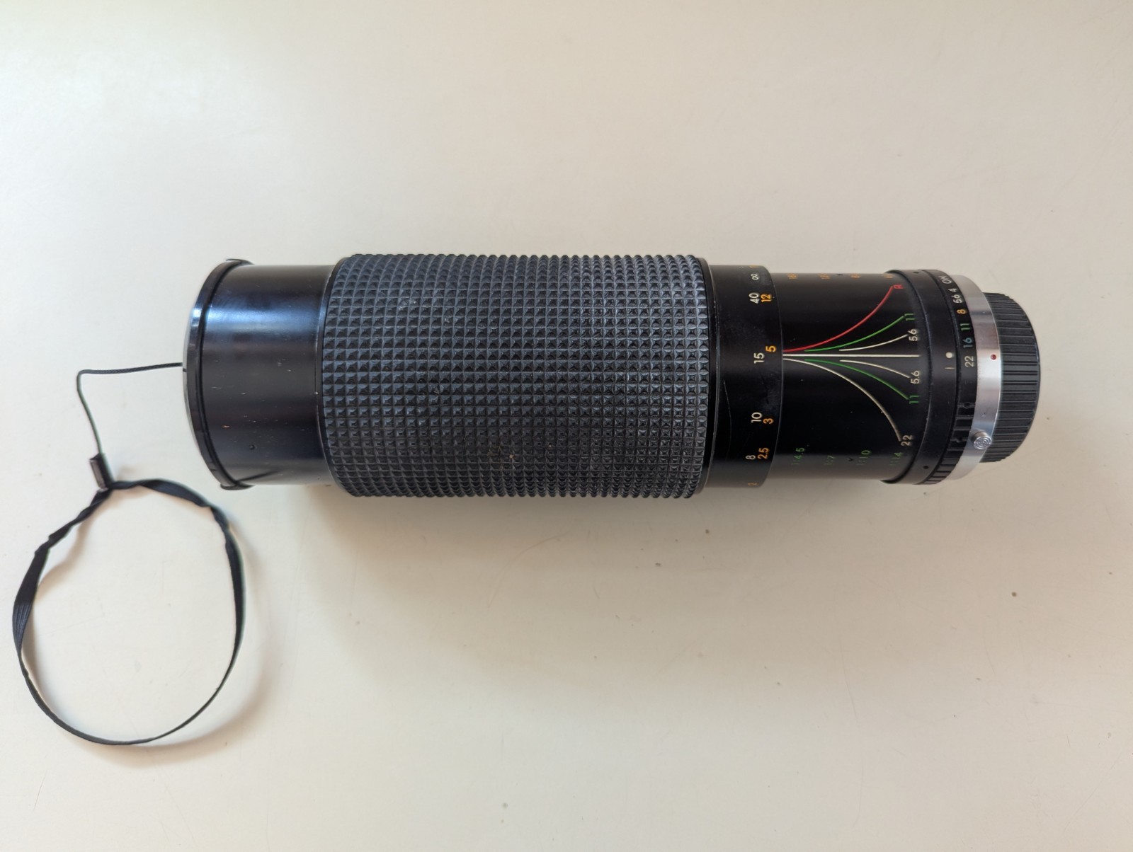 Sears 60-300mm f/4.0-5.6 60-300mm f/4.0-5.6 For Olympus OM Mount OM-2 with caps