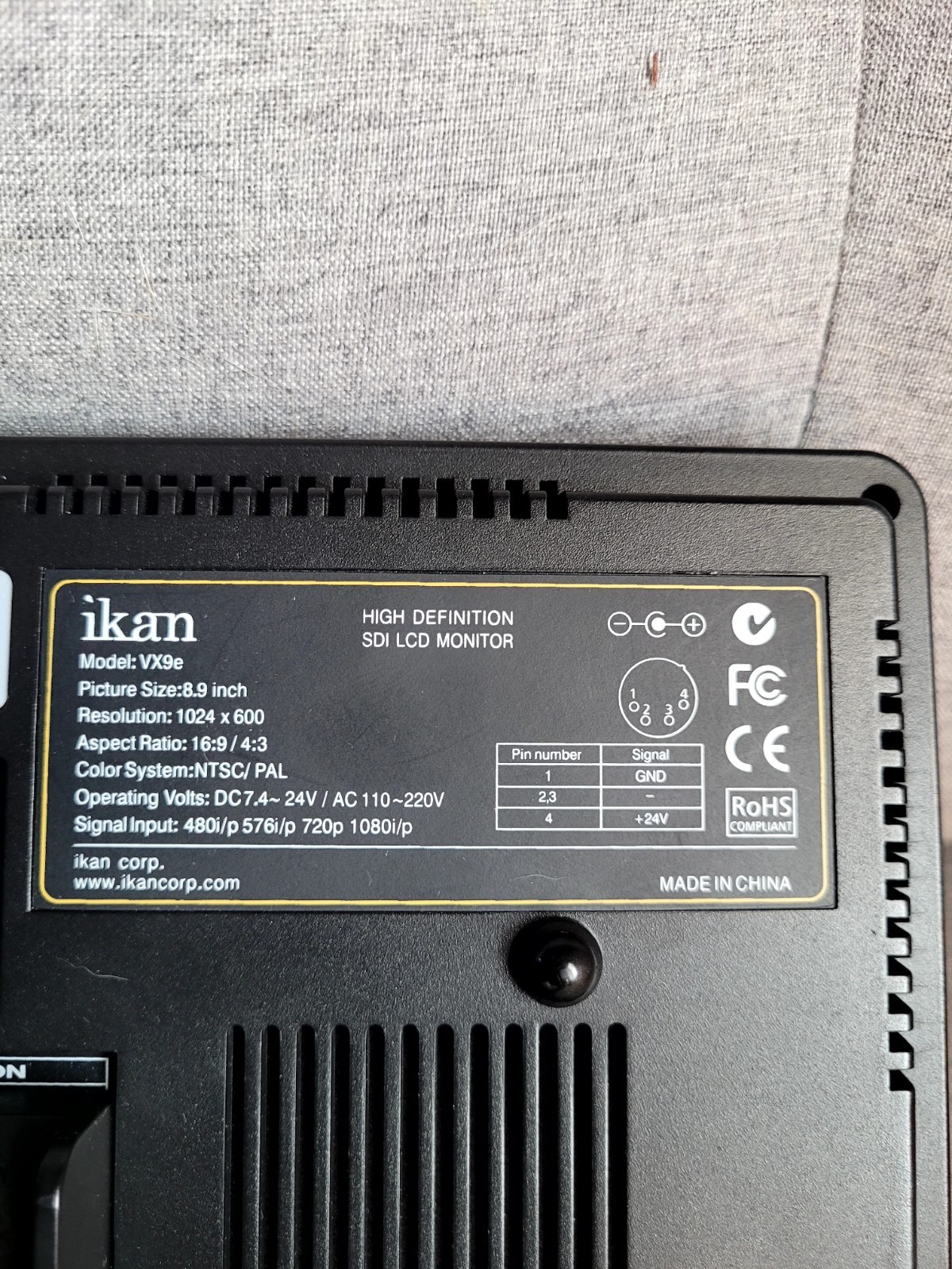 Ikan VX9e 9” HD-SDI LCD Field Monitor (W/ POWER SUPPLY No Battery)