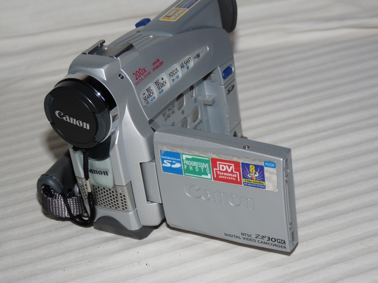 Canon ZR30 ZR30MC MiniDv Mini Dv Stereo Camcorder VCR Player Video Transfer