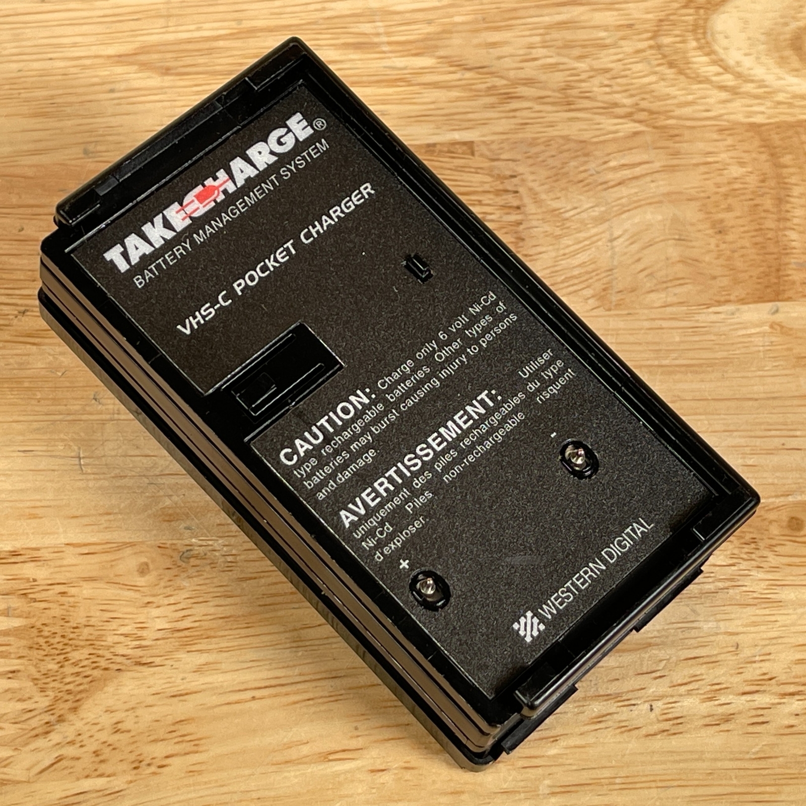 Western Digital TakeCharge VHS-C Camcorder Ultra-Fast Pocket Battery Charger