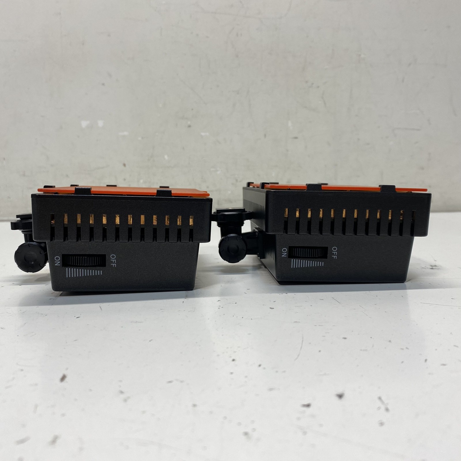 Neewer CN-160 LED Video Light Lot With Hard Case Parts or Repair