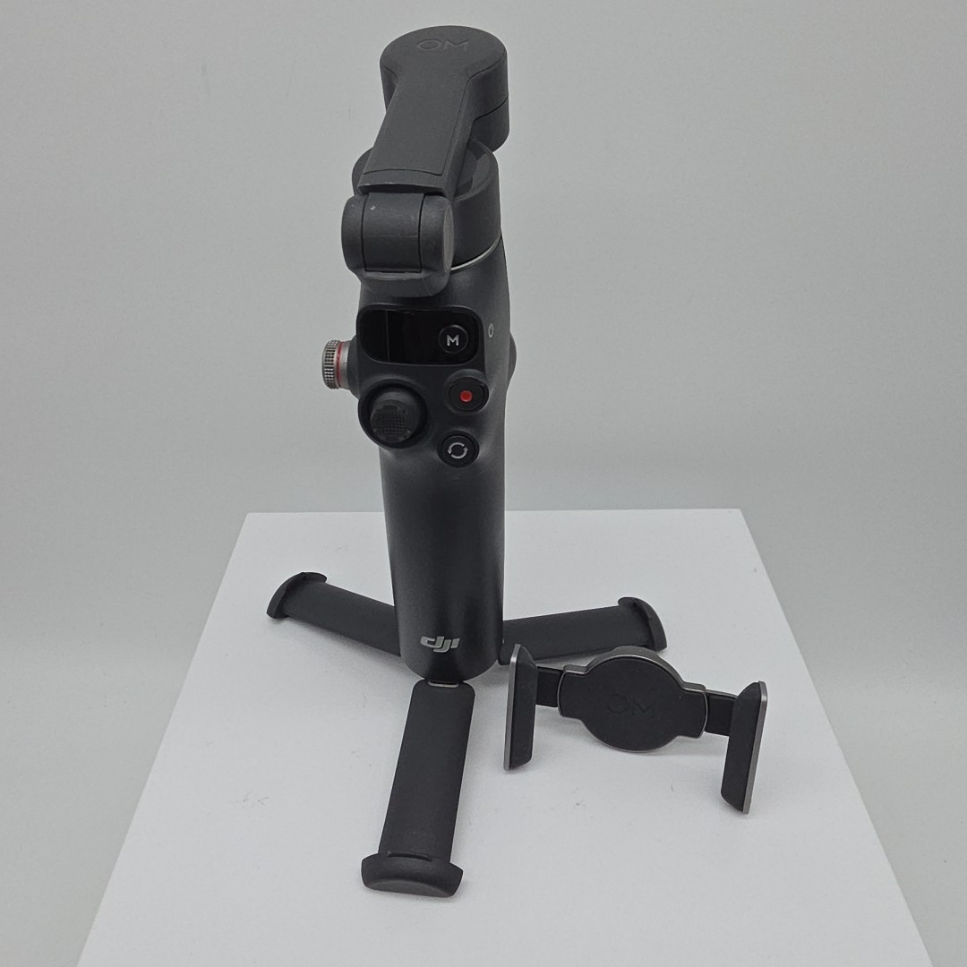 DJI Osmo Mobile 7P Smartphone 3-Axis Gimbal Stabilizer Handle and Clamp