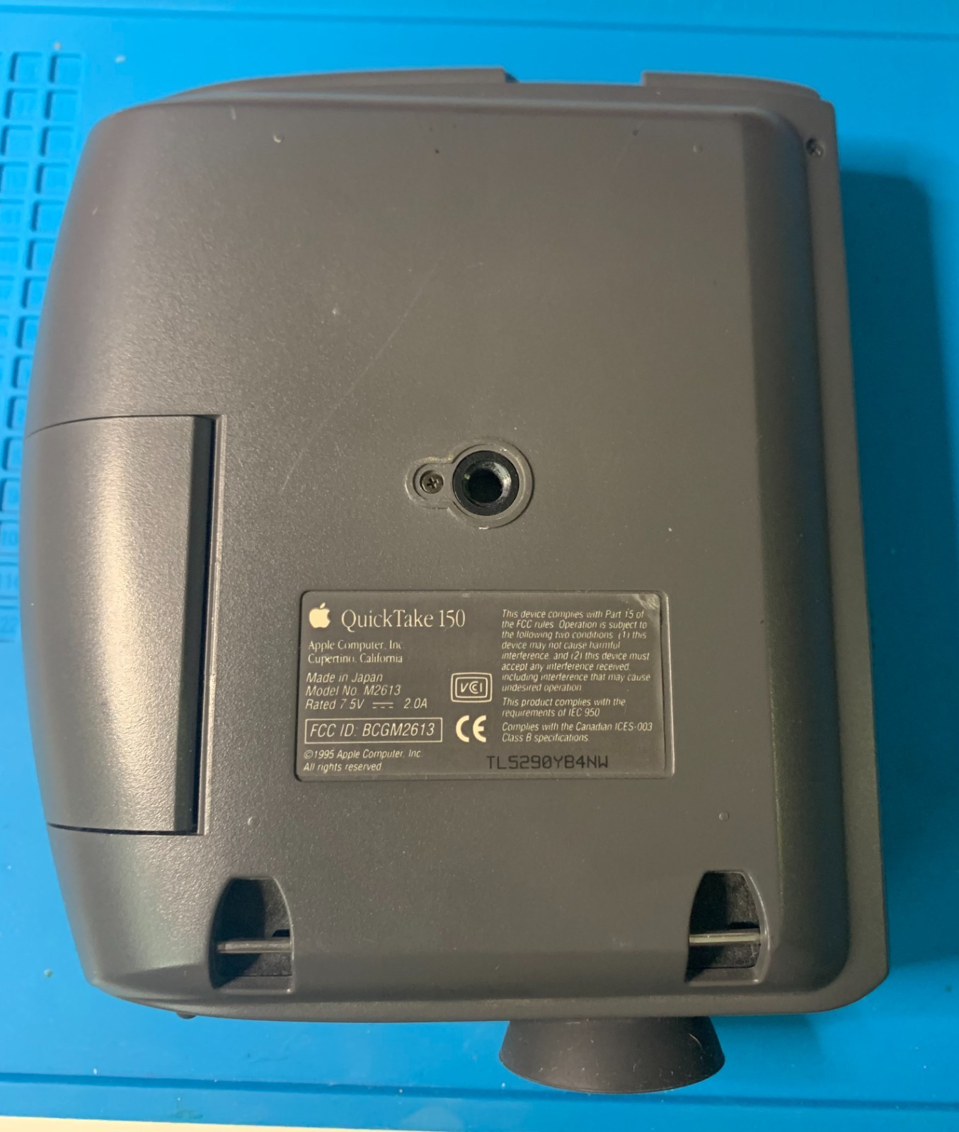 Apple QuickTake 150 Digital Camera