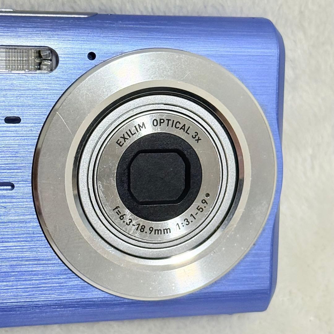 Shipped within 24 hours CASIO EXILIM EX Z75 Blue includes charger and manual
