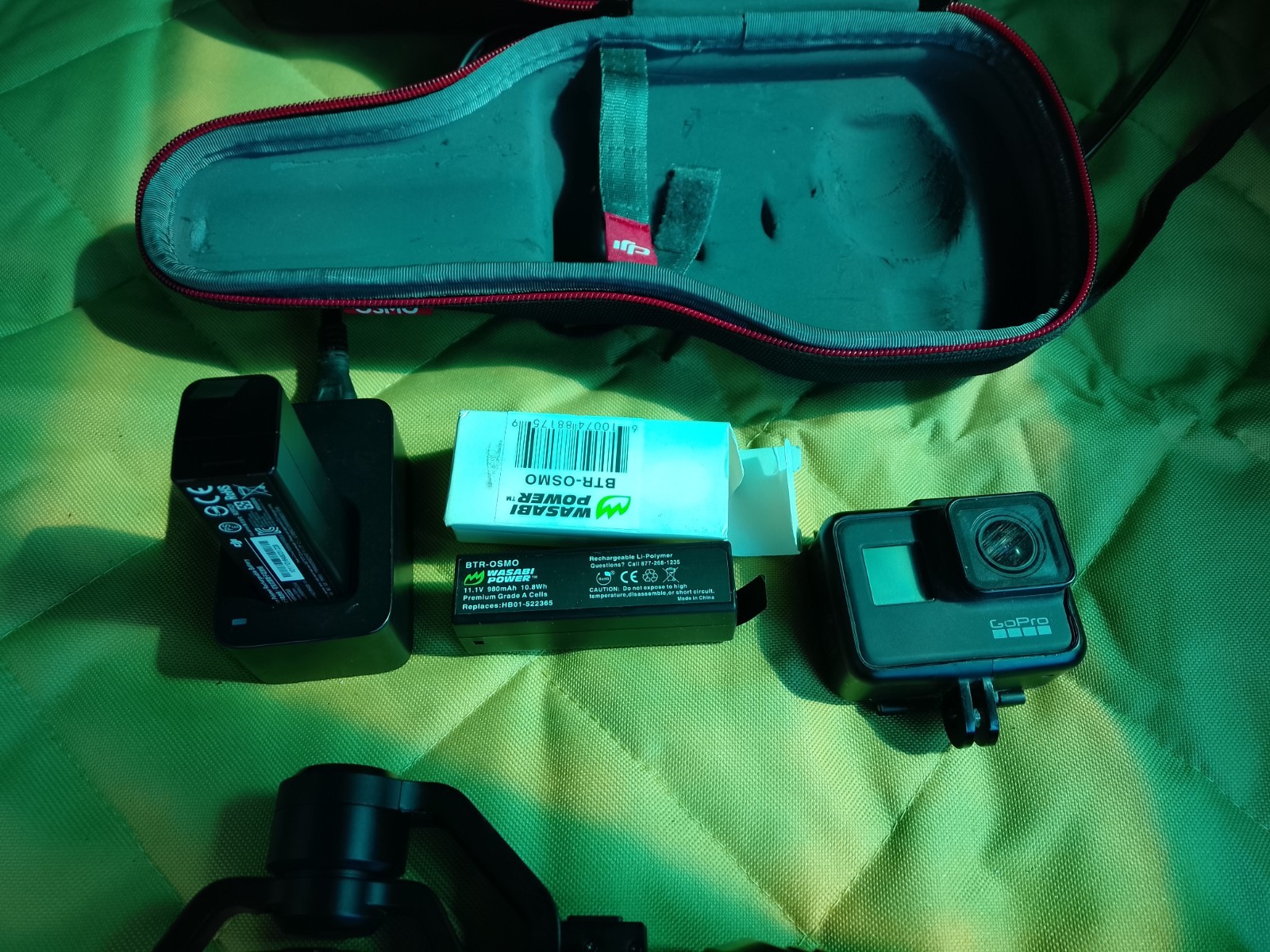 DJI Osmo Handheld Gimbal Stabilizer with Case for GoPro HERO7 Black