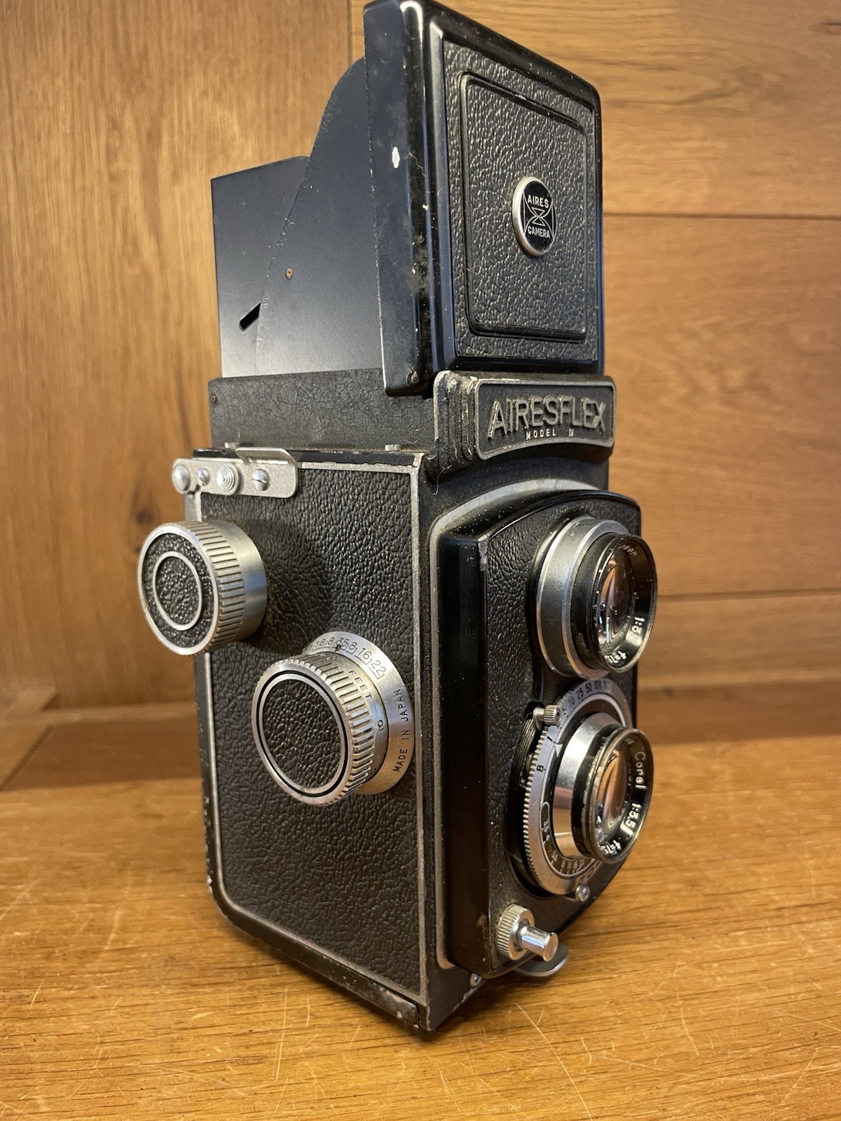 *Opt Mint* Aires Airesflex Model IV TLR Film Camera Coral 75mm F/3.5 From Japan