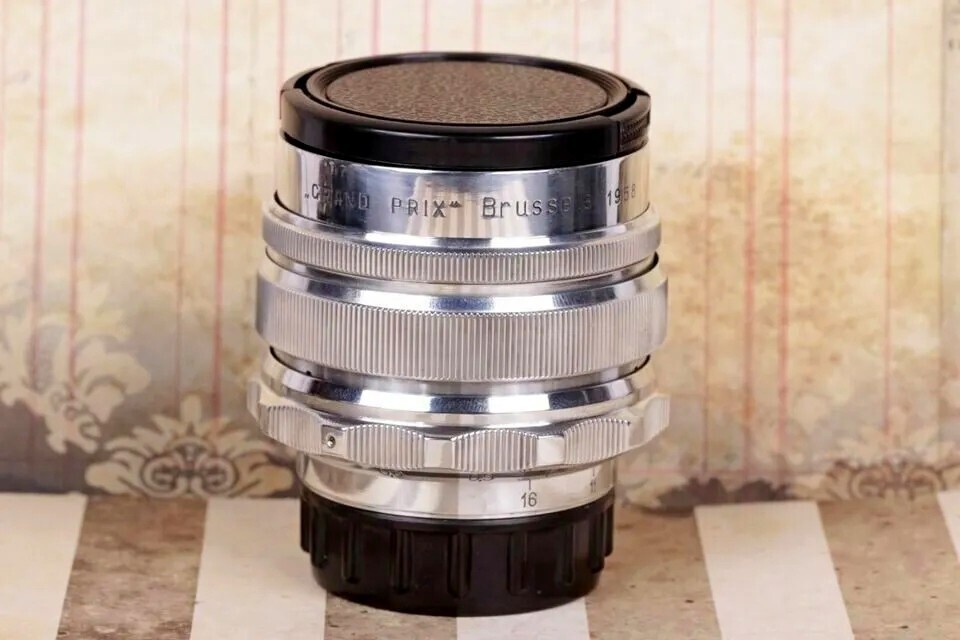 Soviet Lens MIR-1 37mm f2.8 M39 Vintage Wide-Angle lens Grand Prix Brussels