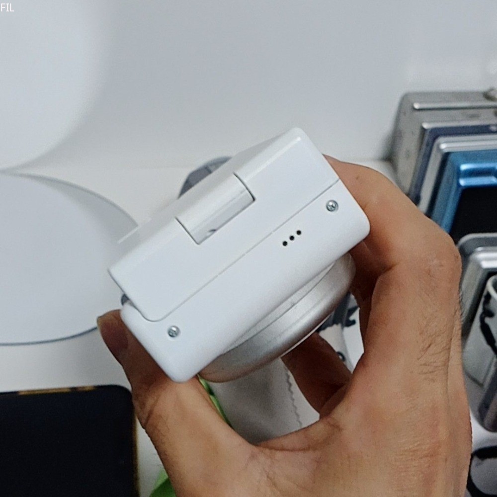 Sony ZV-1F Vlog Camera 4K for Content Creators and Video Recorders White Wi-Fi