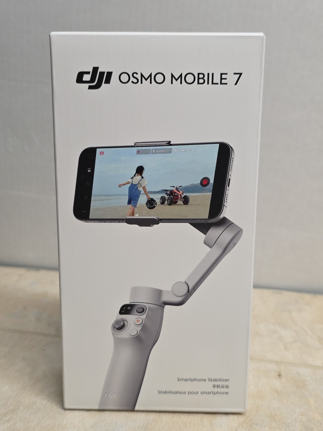 DJI Osmo Mobile 7 Smartphone 3-Axis Gimbal Stabilizer – Gray