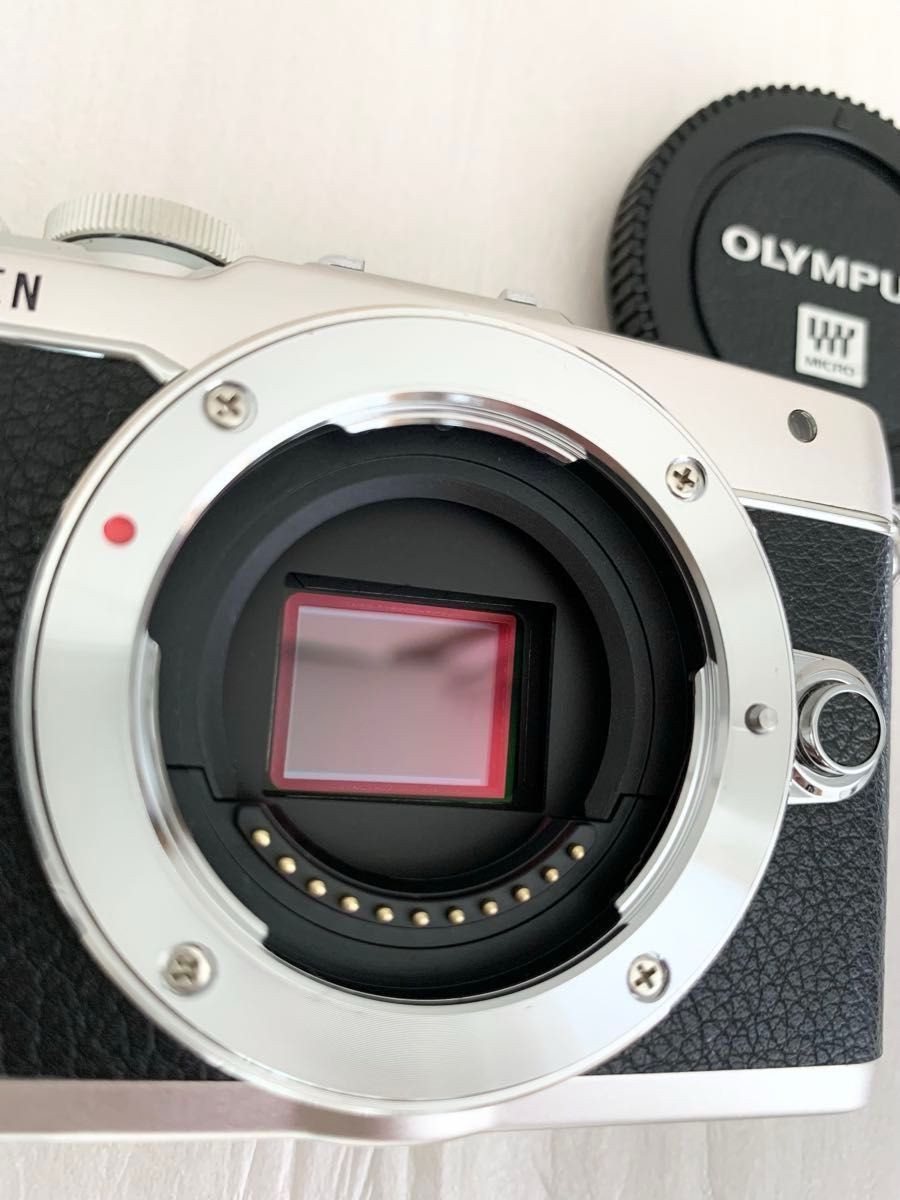 OLYMPUS PEN Lite E-PL7 Double Zoom Kit Silver Mirrorless Lens Camera Olympus