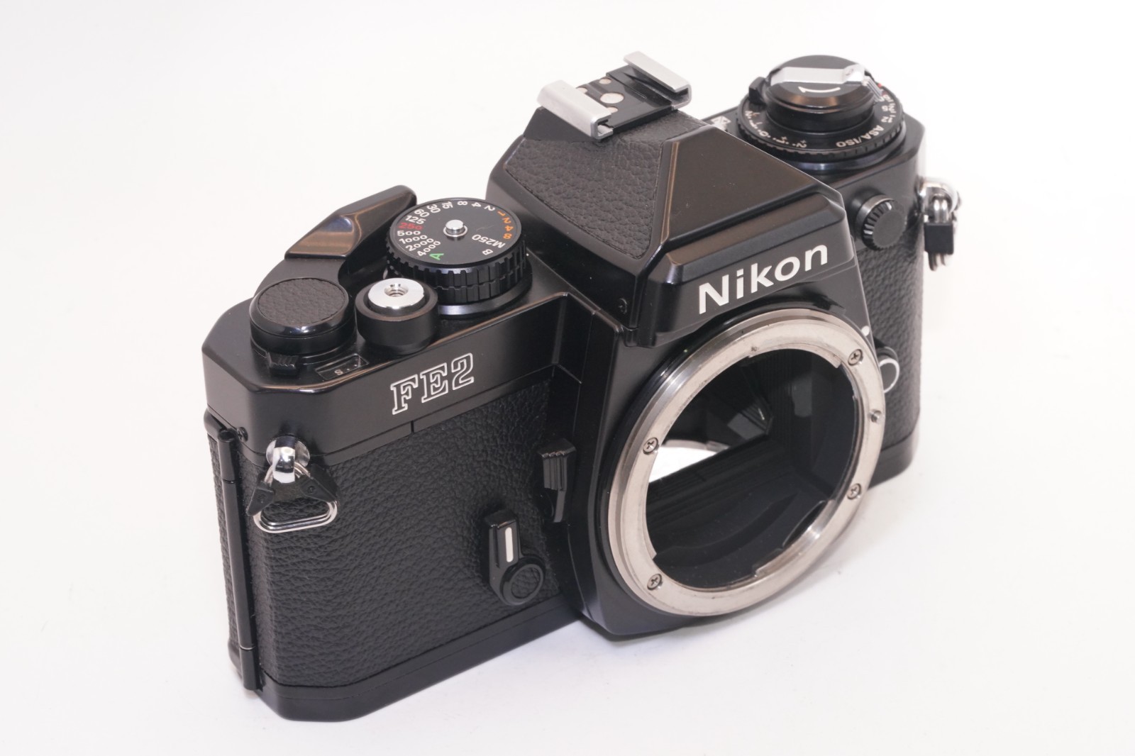 [Near MINT] Nikon FE2 Black 35mm SLR Film Camera Ai 24mm F3.5 Lens From JAPAN