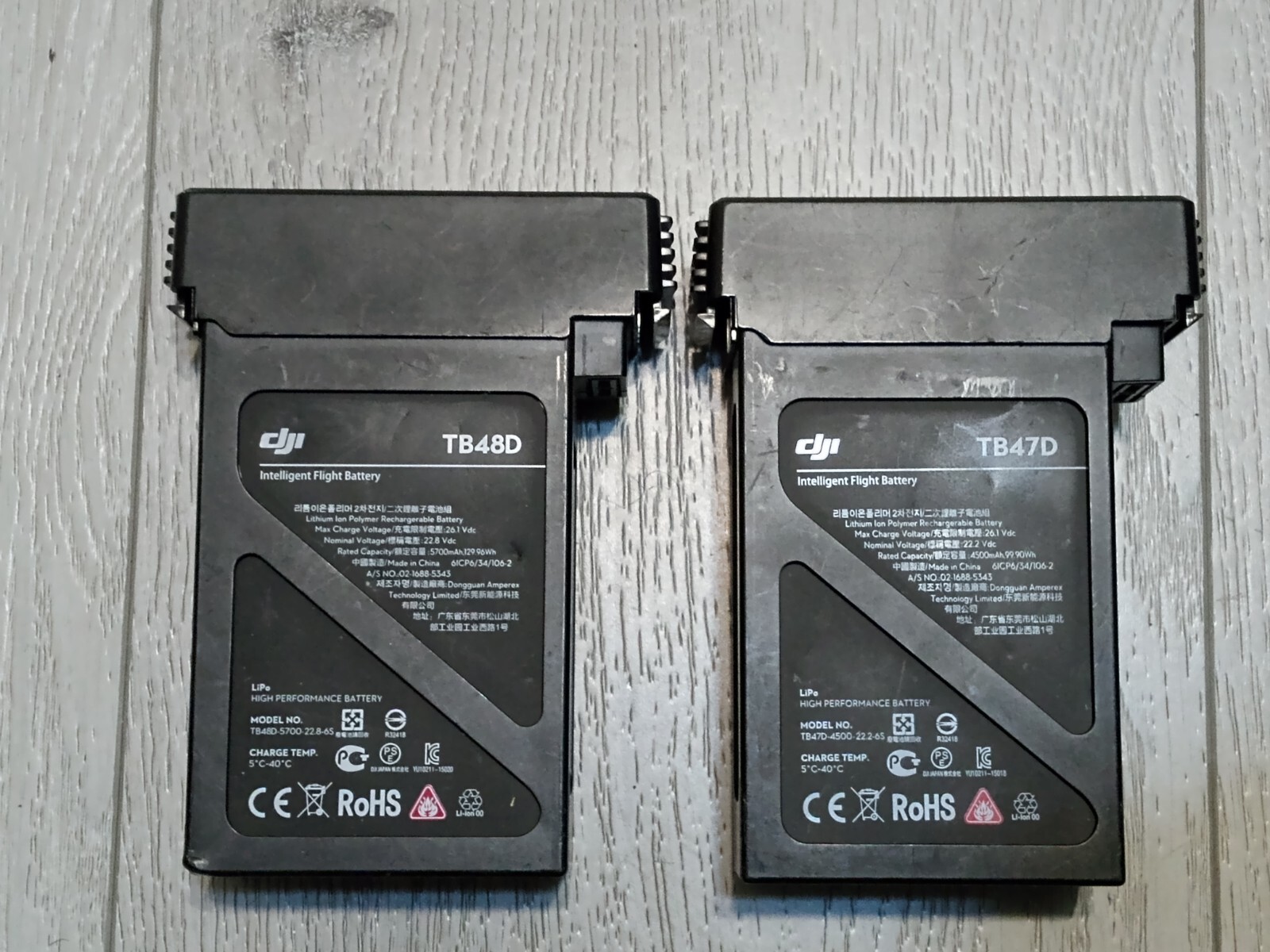 DJI INTELLIGENT FLIGHT DRONE BATTERY TB47D & TB48D UNTESTED SOLD AS-IS FOR PARTS