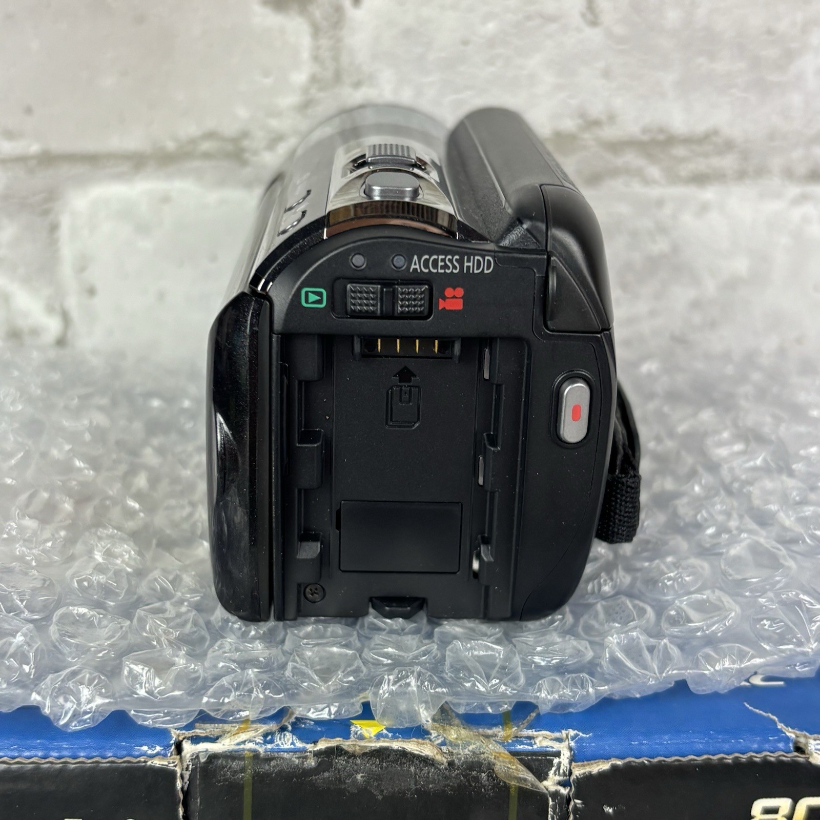 Panasonic SDR-H85 Black 80GB HDD SD/SDXC 78x Zoom 2.7in LCD USB
